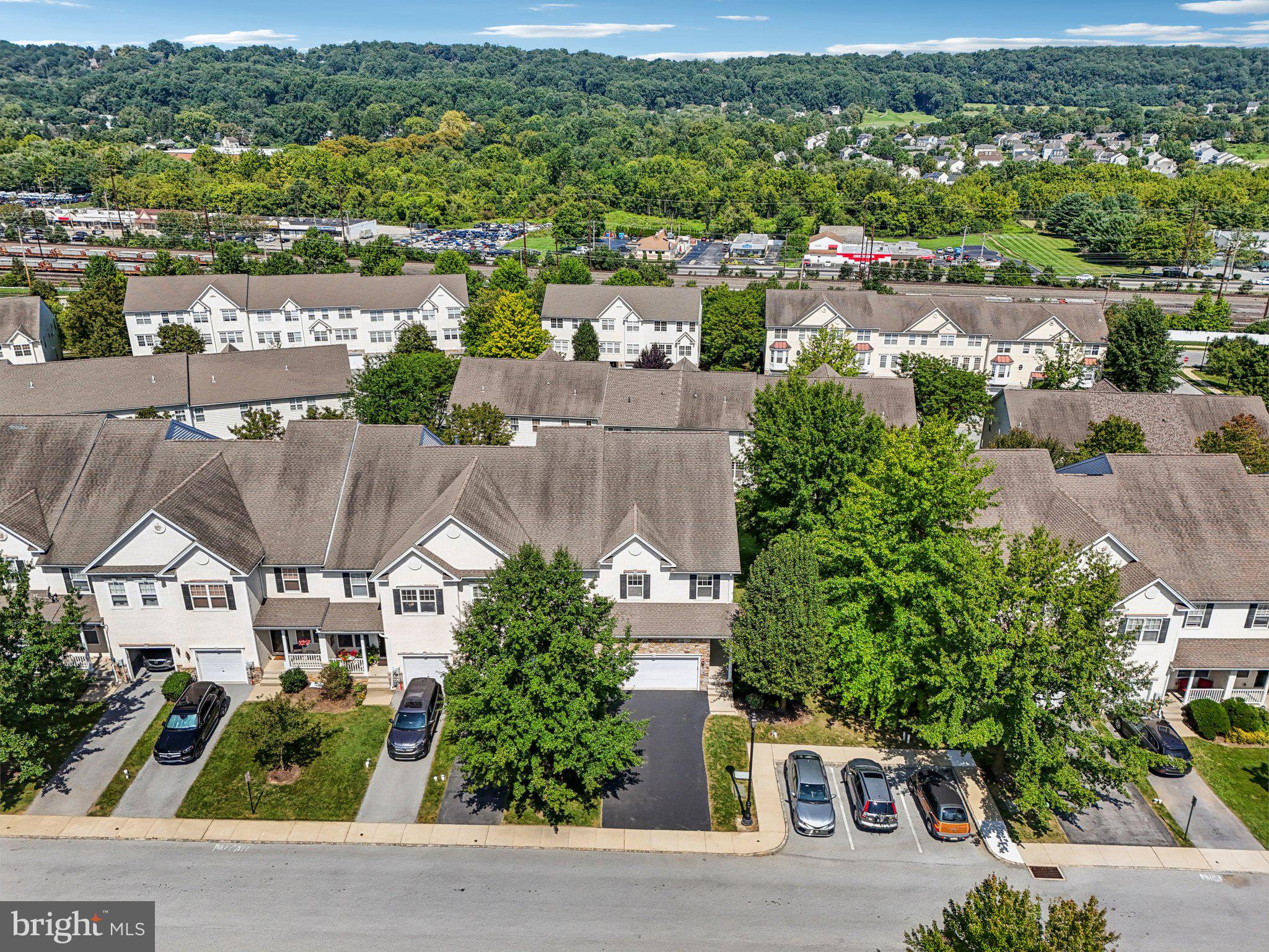 MEWS AT BAILEY STATION - Residential