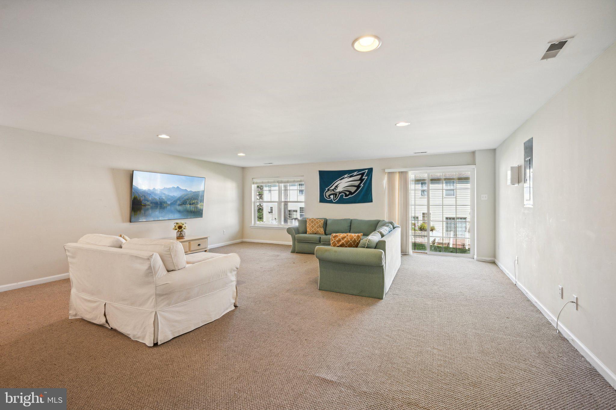 MEWS AT BAILEY STATION - Residential