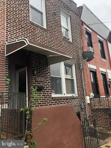 Philadelphia, Pennsylvania 19146, United States, 2 Bedrooms Bedrooms, ,1 BathroomBathrooms,Residential,Active,197