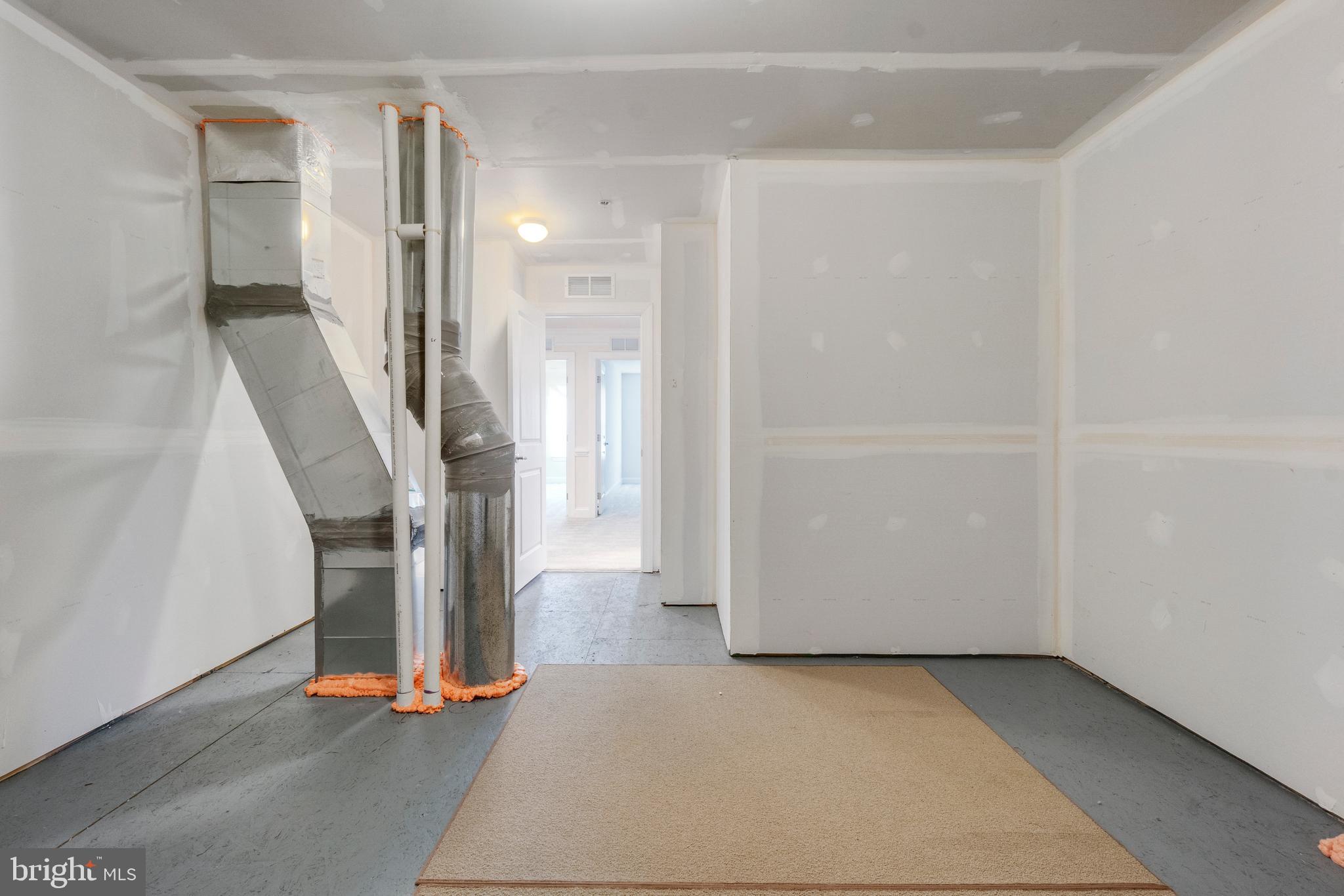 FALLSTON COMMONS - Residential