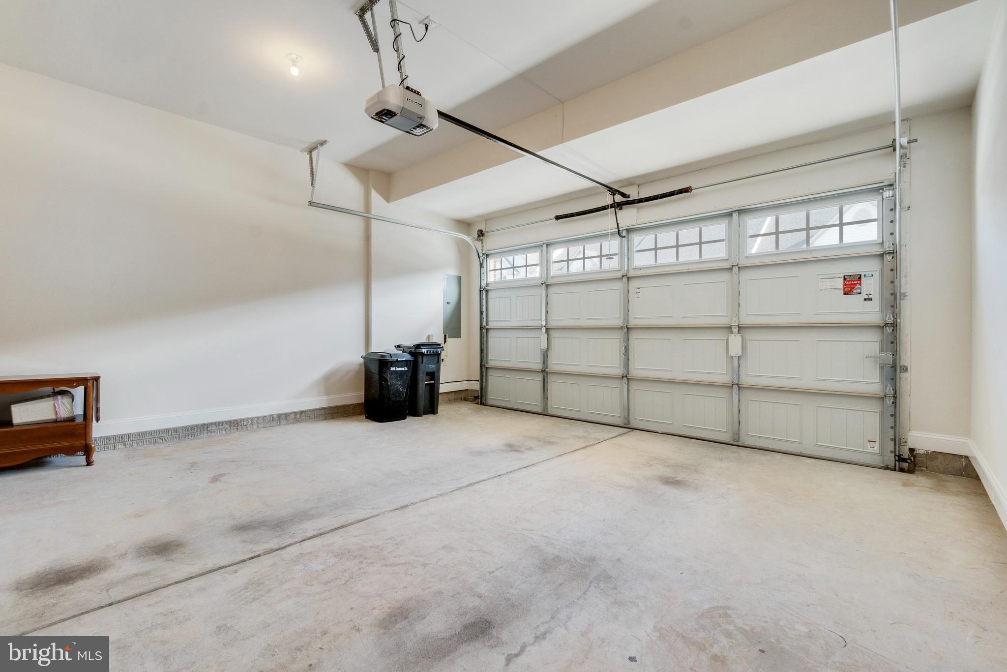 FALLSTON COMMONS - Residential