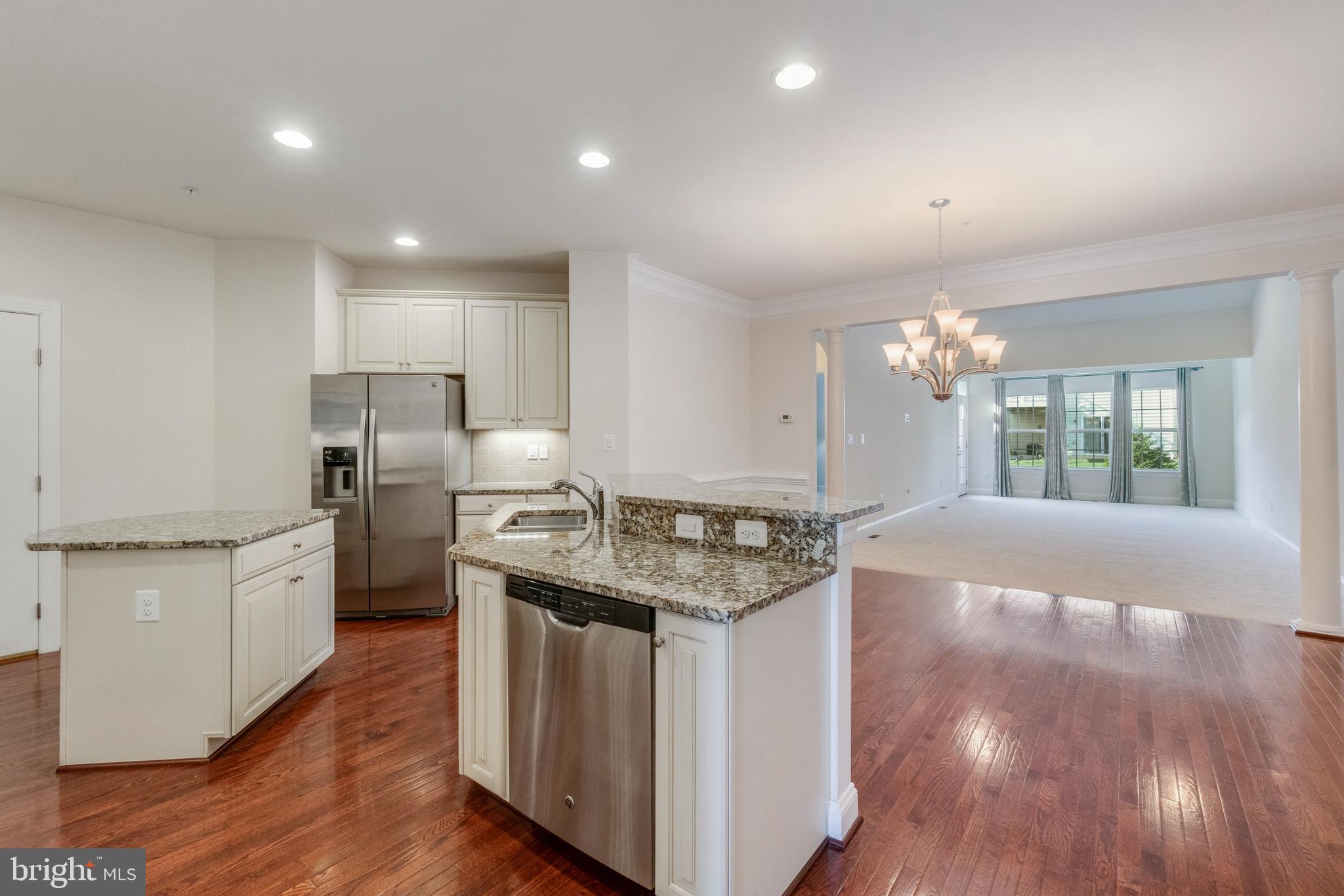 FALLSTON COMMONS - Residential