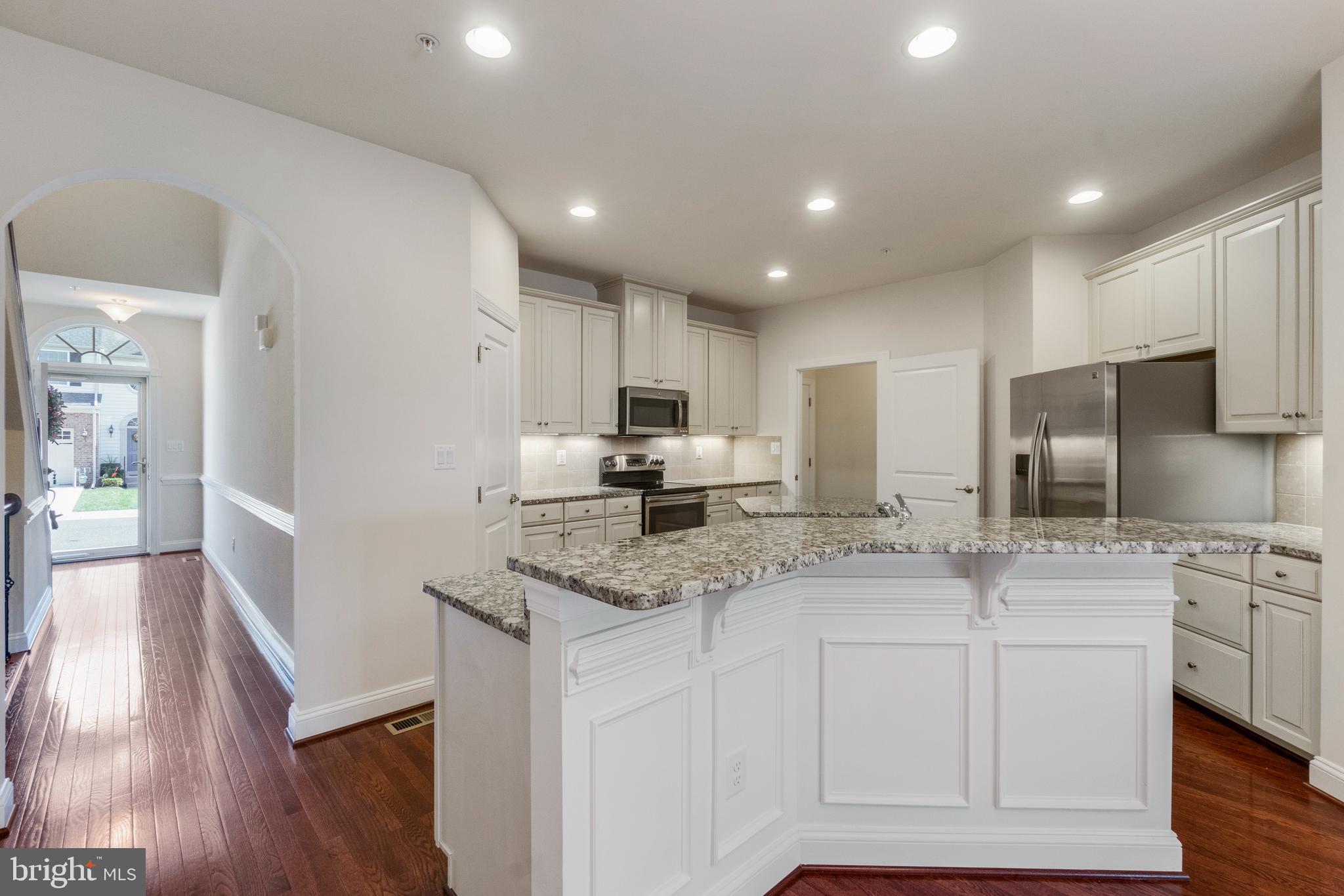 FALLSTON COMMONS - Residential