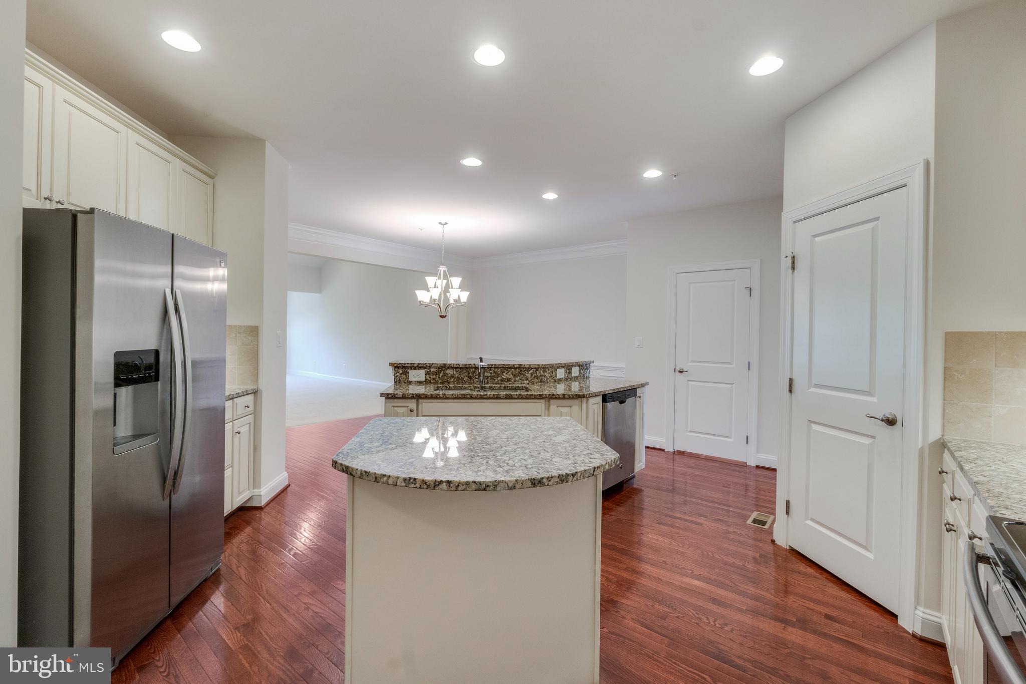 FALLSTON COMMONS - Residential