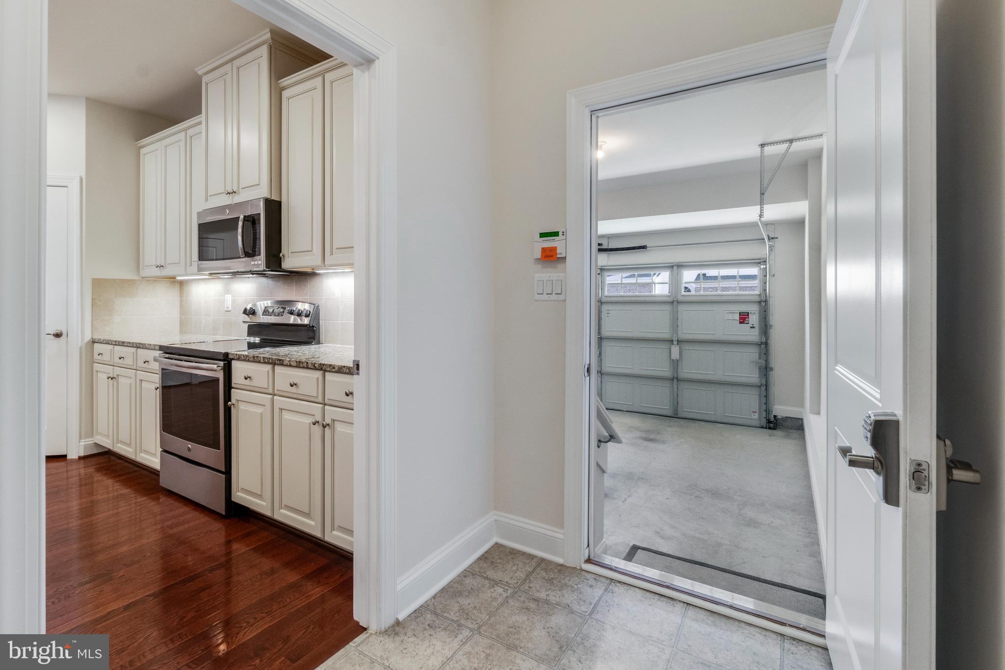 FALLSTON COMMONS - Residential