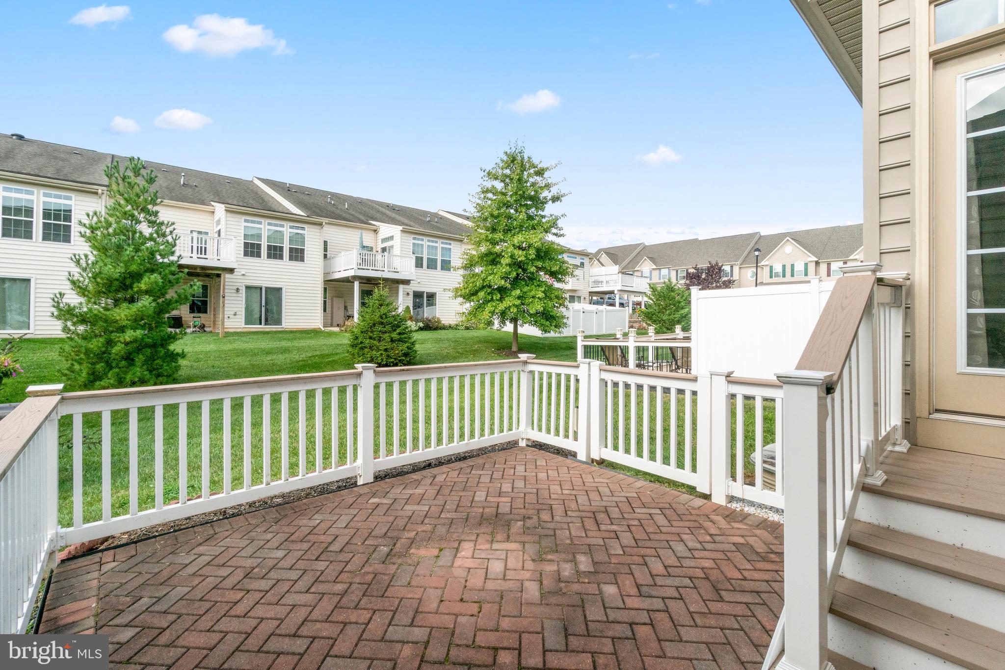 FALLSTON COMMONS - Residential