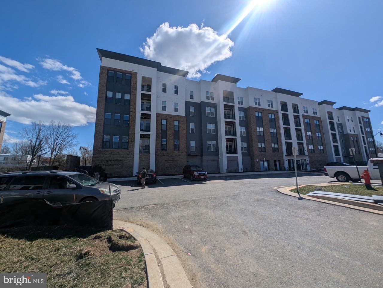ELEMENT AT MILL CREEK - Residential