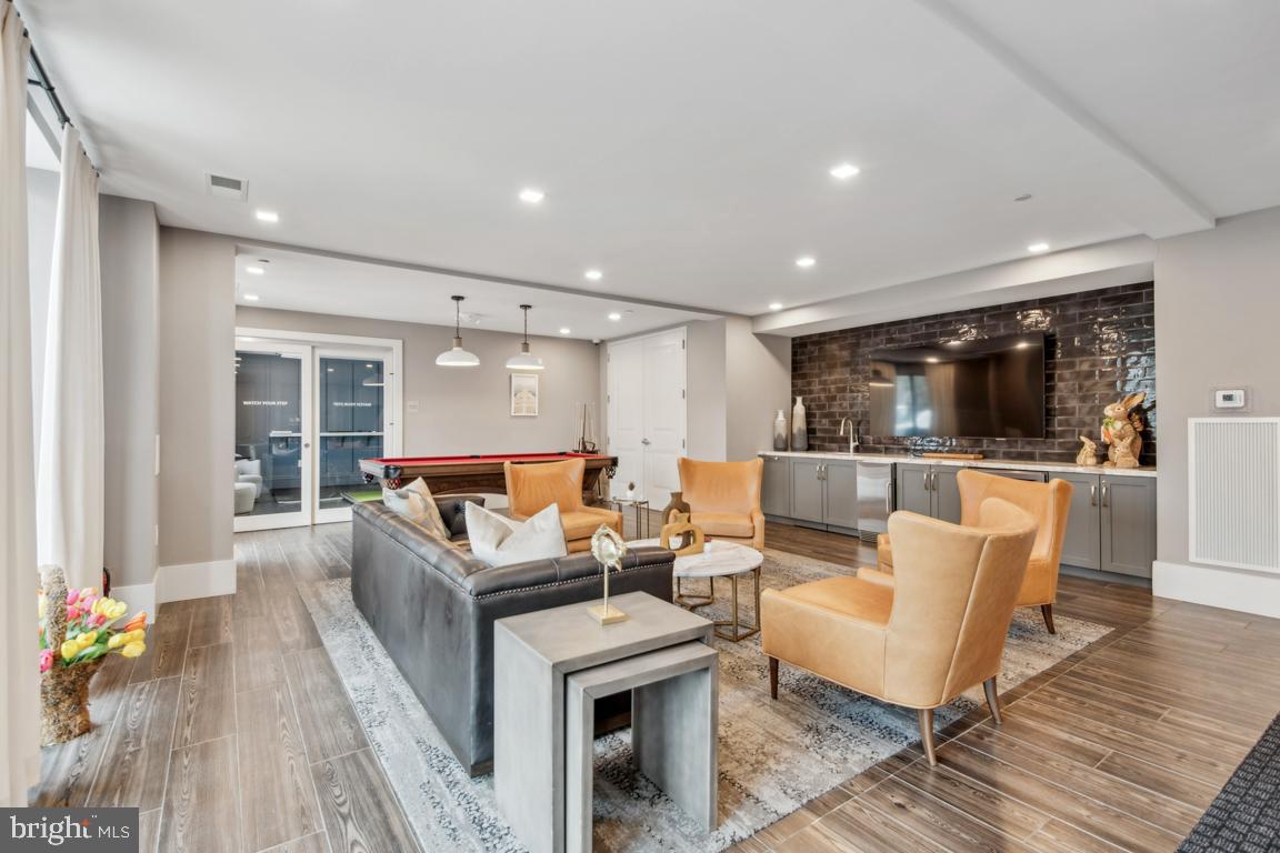 ELEMENT AT MILL CREEK - Residential
