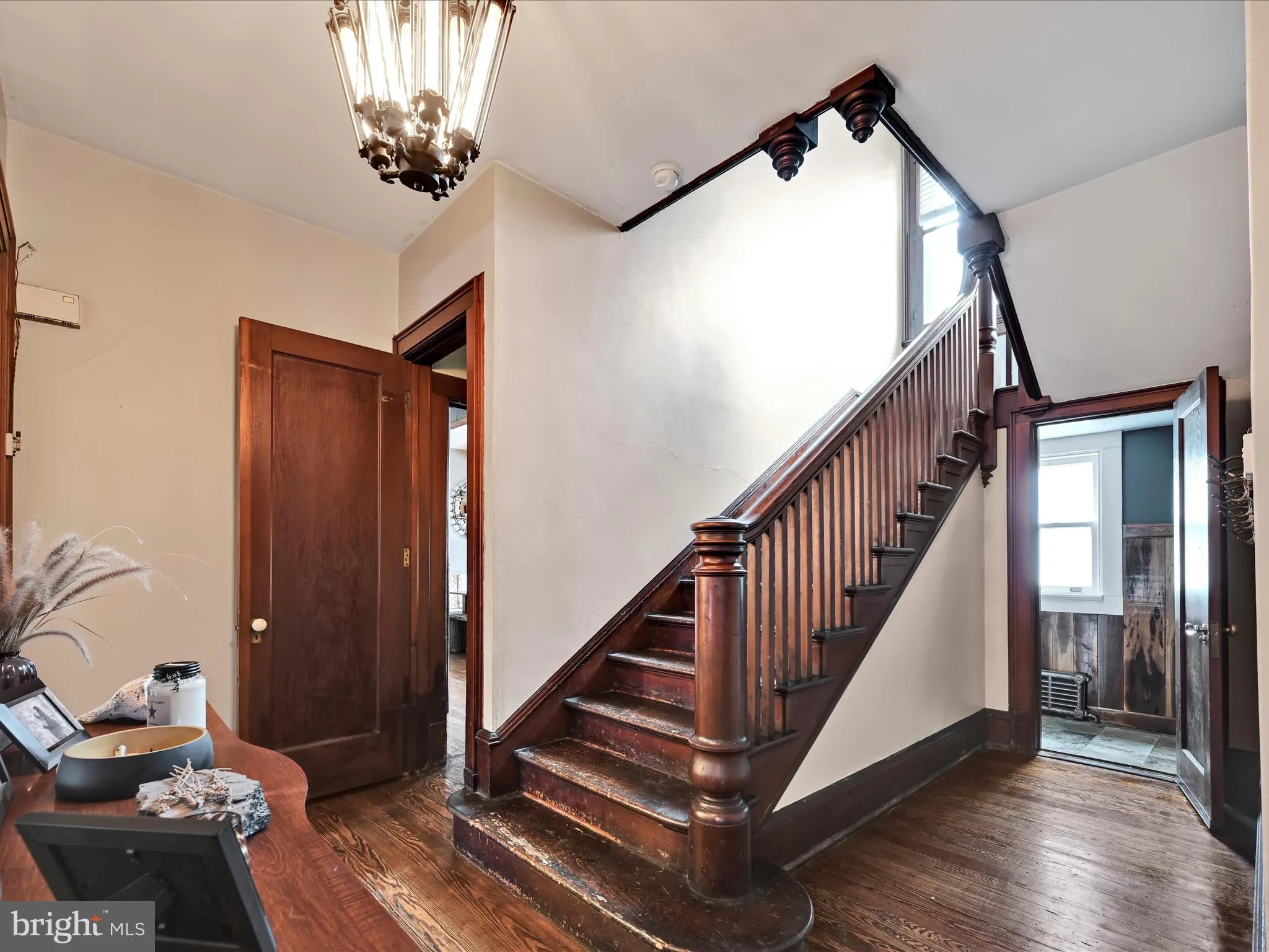 Pottsville, Pennsylvania 17901, United States, 4 Bedrooms Bedrooms, ,4 BathroomsBathrooms,Residential,Active,210456