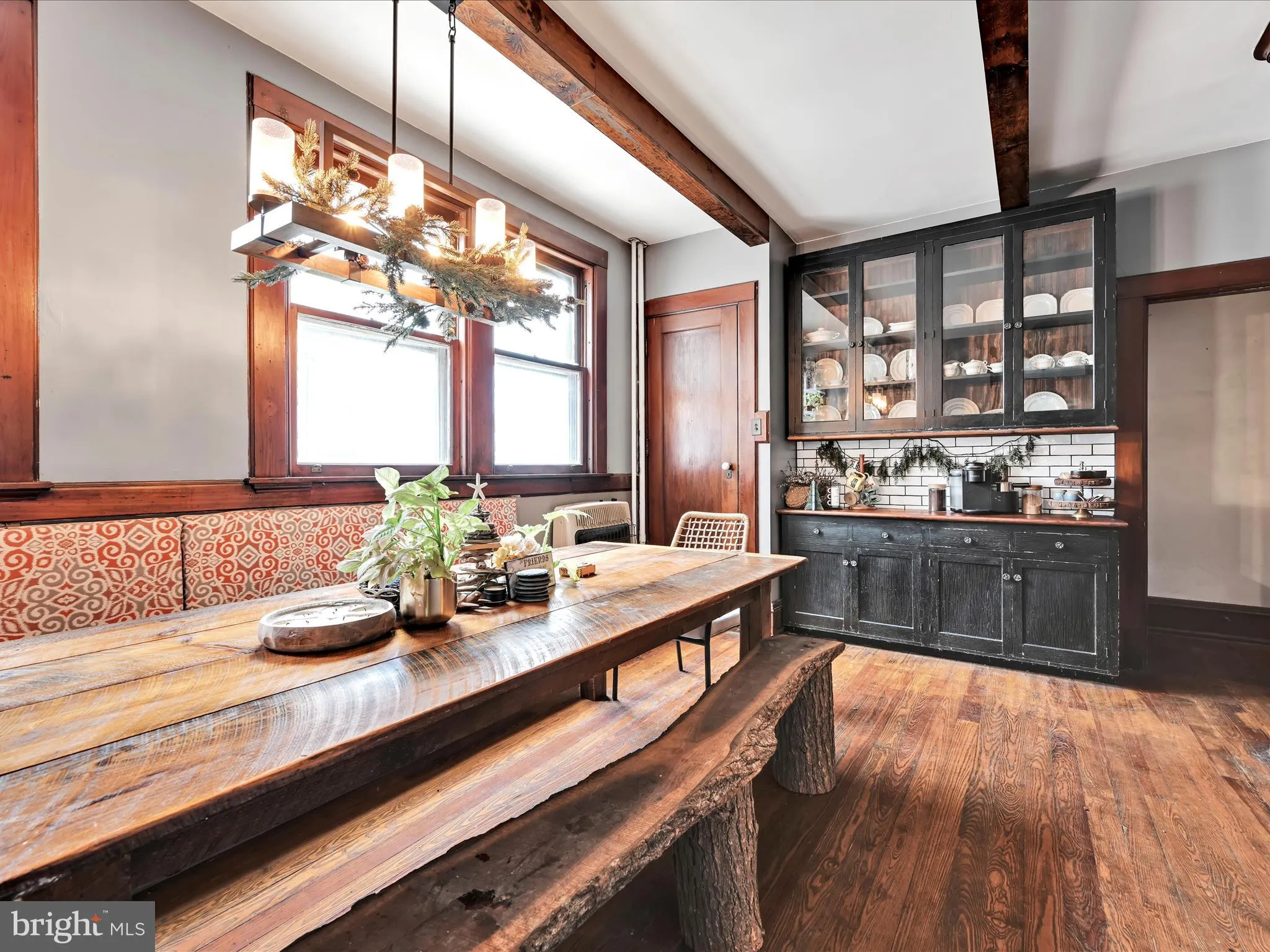 Pottsville, Pennsylvania 17901, United States, 4 Bedrooms Bedrooms, ,4 BathroomsBathrooms,Residential,Active,210456