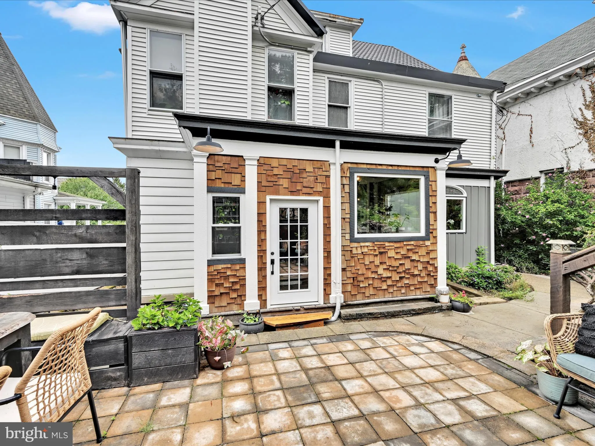 Pottsville, Pennsylvania 17901, United States, 4 Bedrooms Bedrooms, ,4 BathroomsBathrooms,Residential,Active,210456