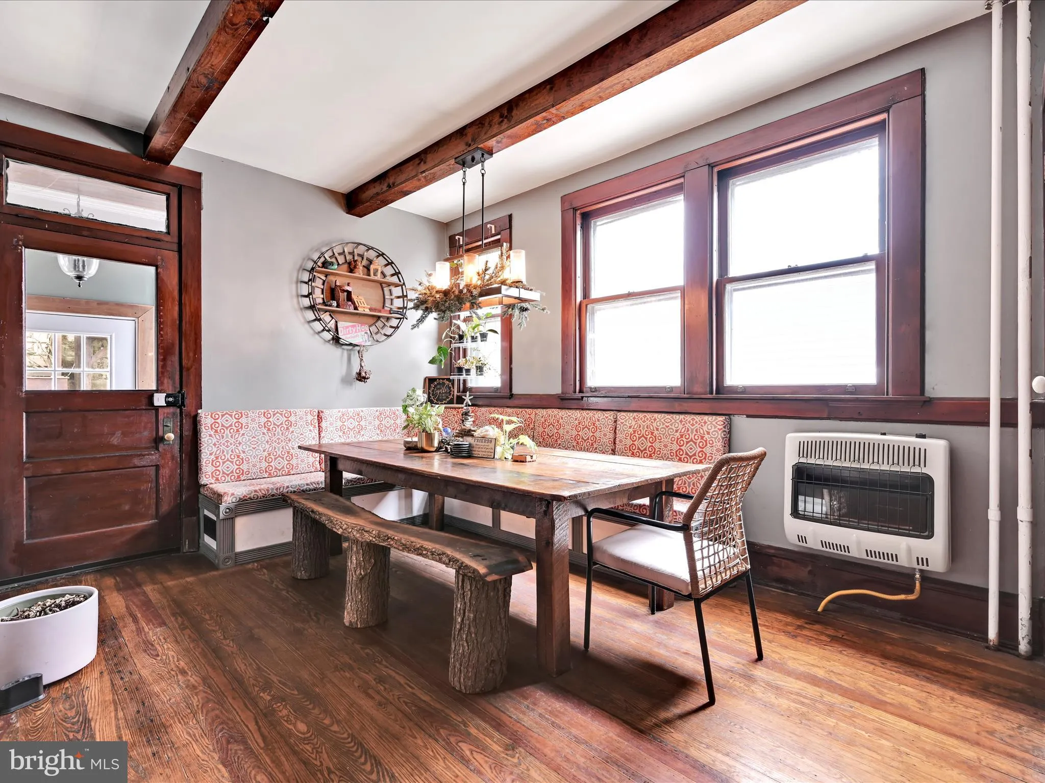 Pottsville, Pennsylvania 17901, United States, 4 Bedrooms Bedrooms, ,4 BathroomsBathrooms,Residential,Active,210456