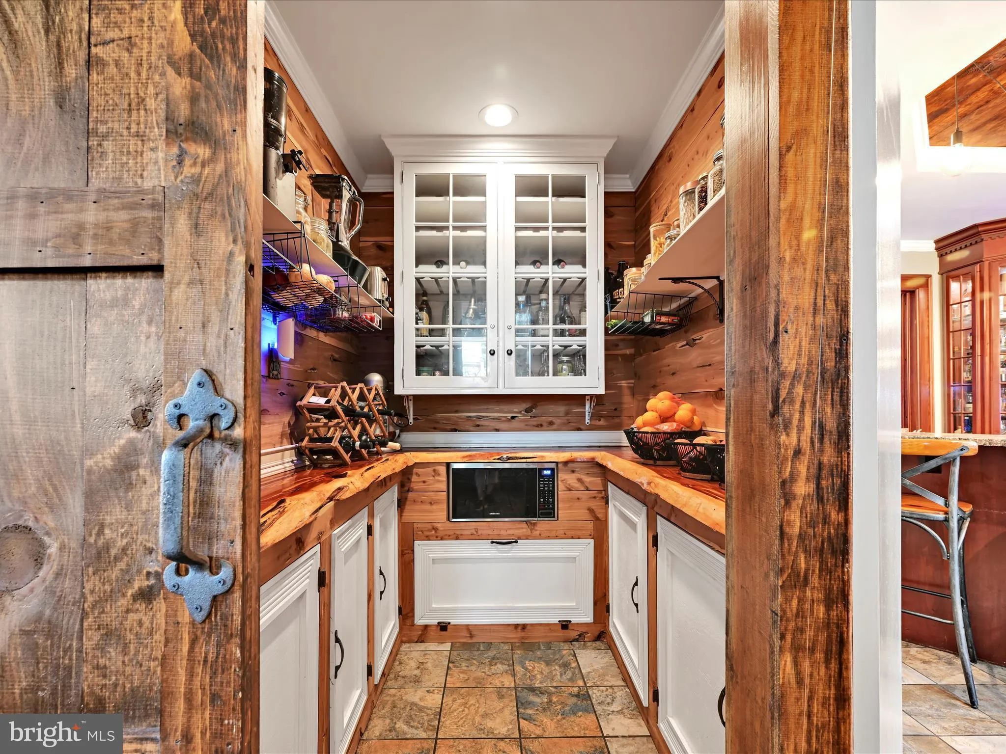 Pottsville, Pennsylvania 17901, United States, 4 Bedrooms Bedrooms, ,4 BathroomsBathrooms,Residential,Active,210456