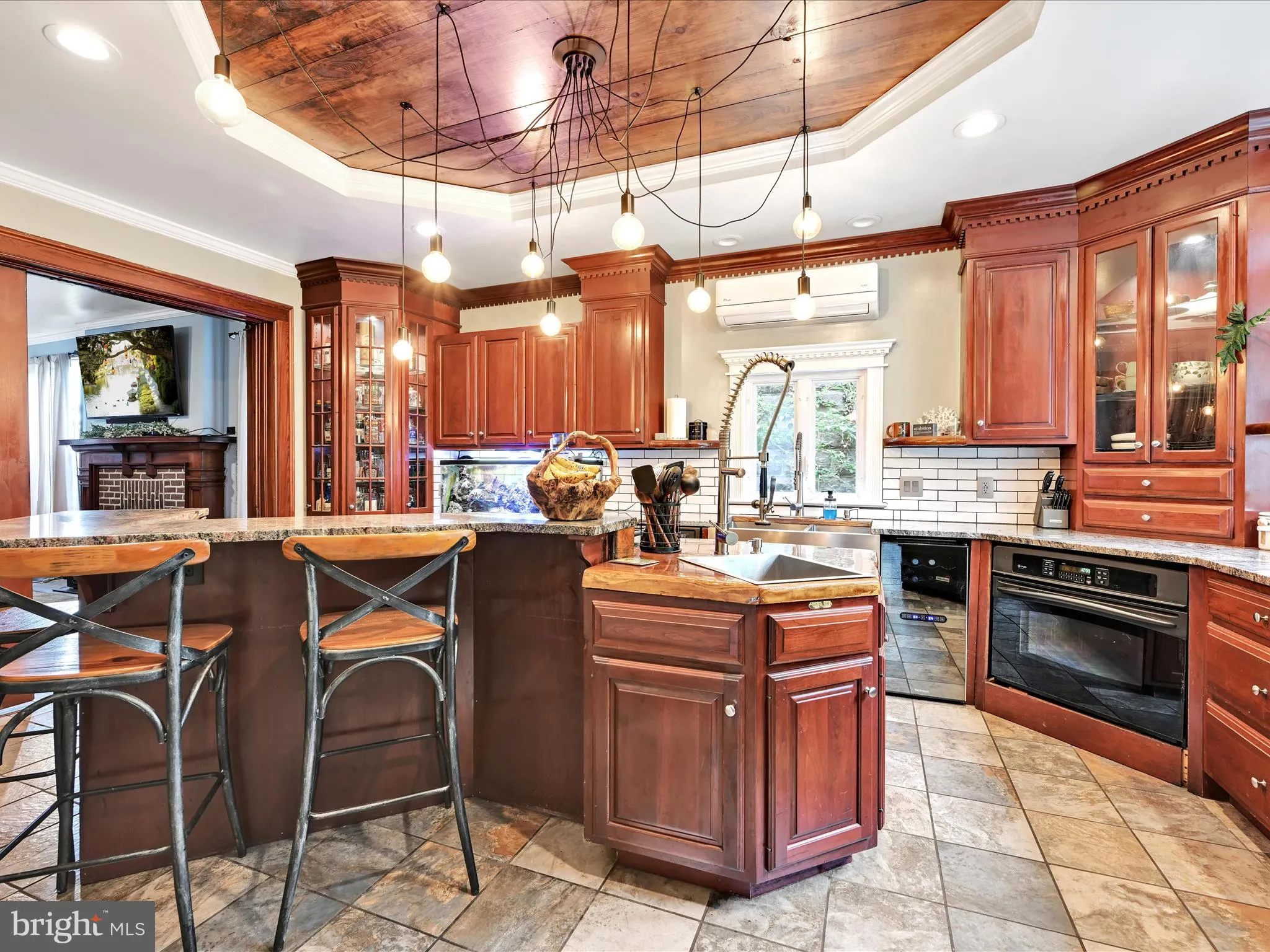 Pottsville, Pennsylvania 17901, United States, 4 Bedrooms Bedrooms, ,4 BathroomsBathrooms,Residential,Active,210456