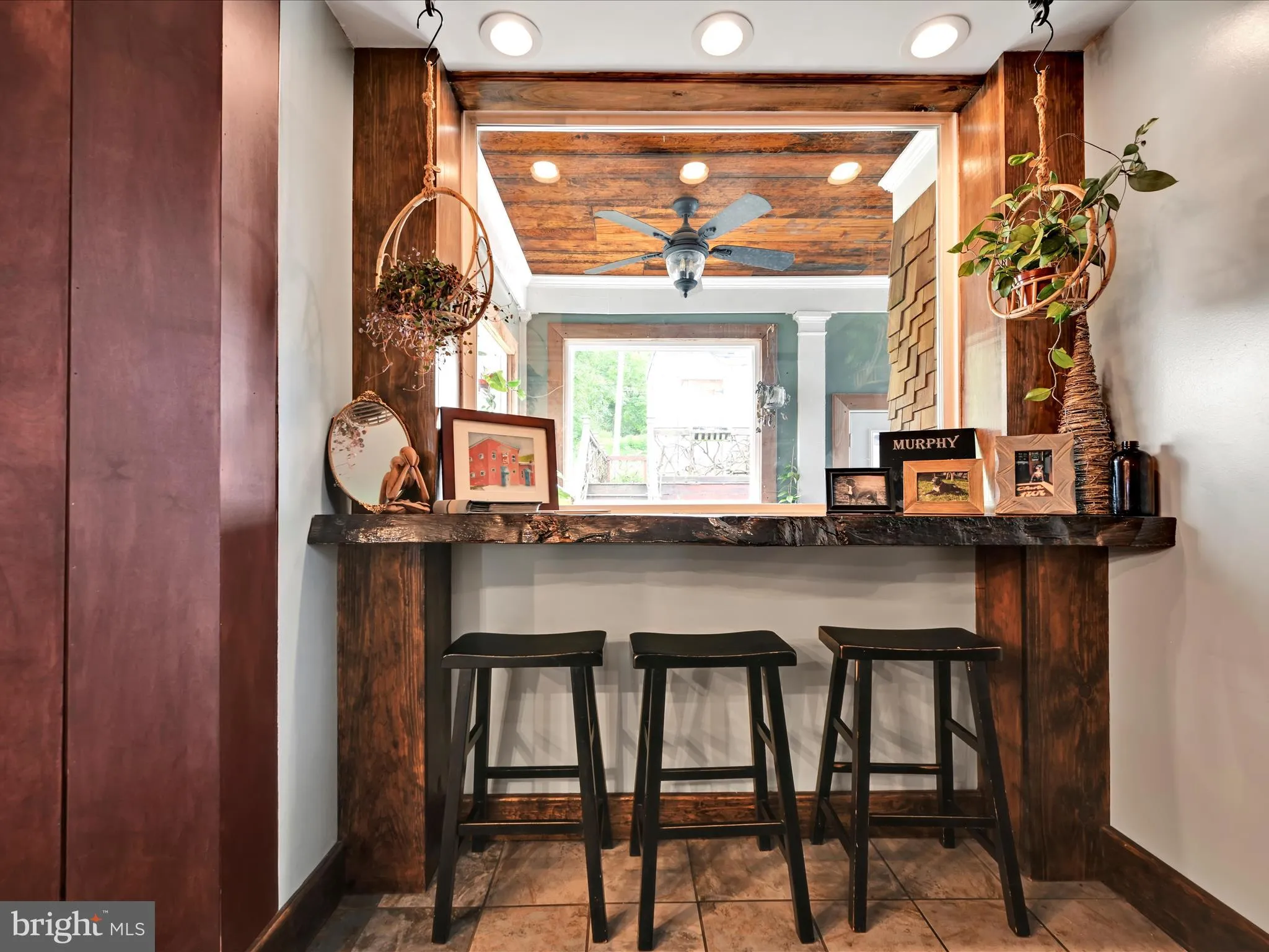 Pottsville, Pennsylvania 17901, United States, 4 Bedrooms Bedrooms, ,4 BathroomsBathrooms,Residential,Active,210456