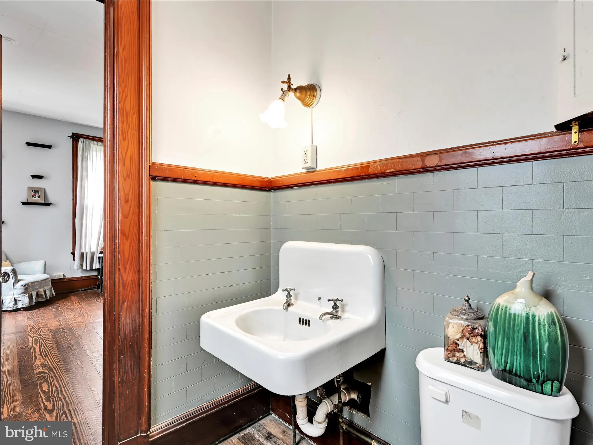 Pottsville, Pennsylvania 17901, United States, 4 Bedrooms Bedrooms, ,4 BathroomsBathrooms,Residential,Active,210456