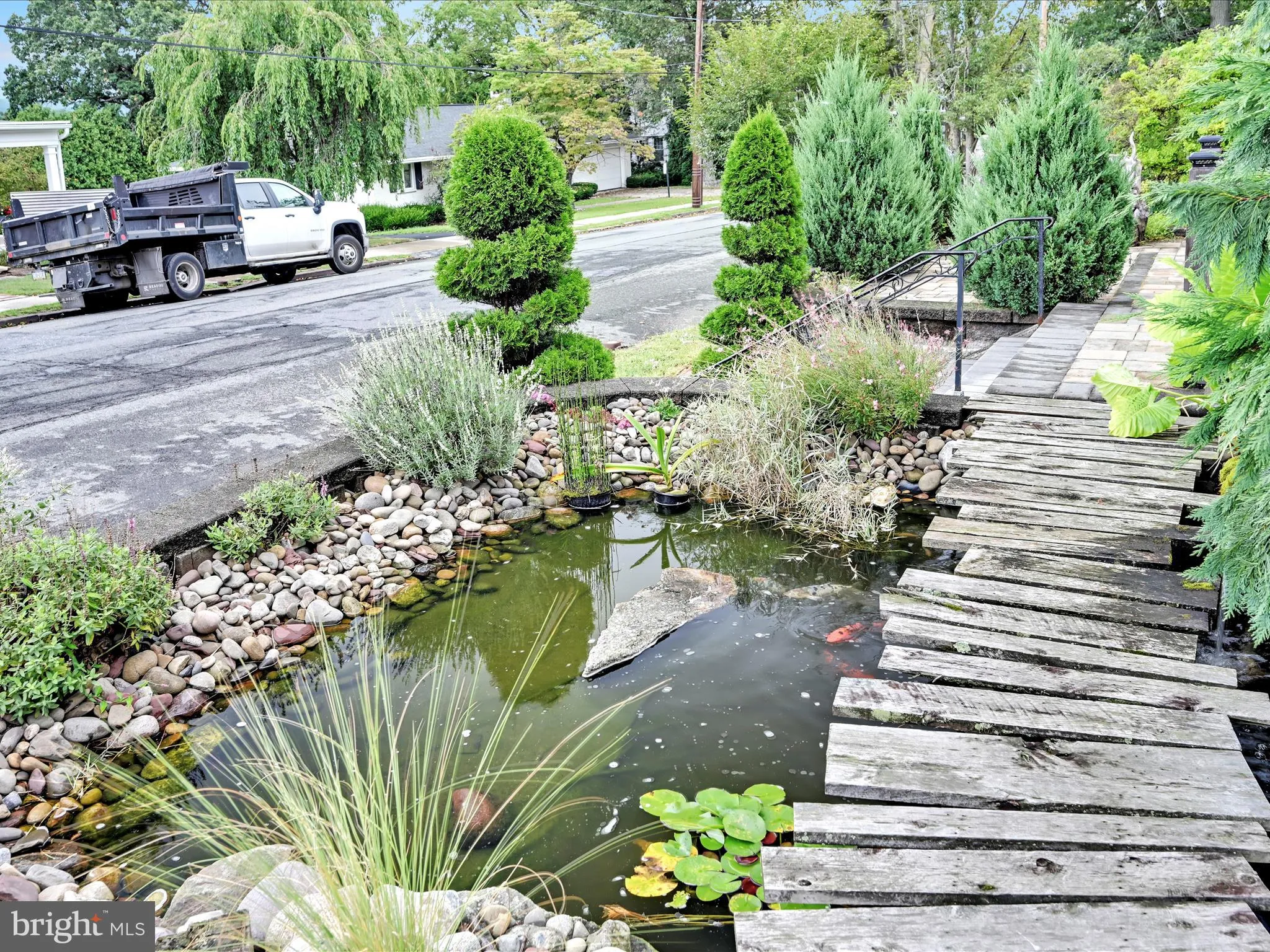 Pottsville, Pennsylvania 17901, United States, 4 Bedrooms Bedrooms, ,4 BathroomsBathrooms,Residential,Active,210456