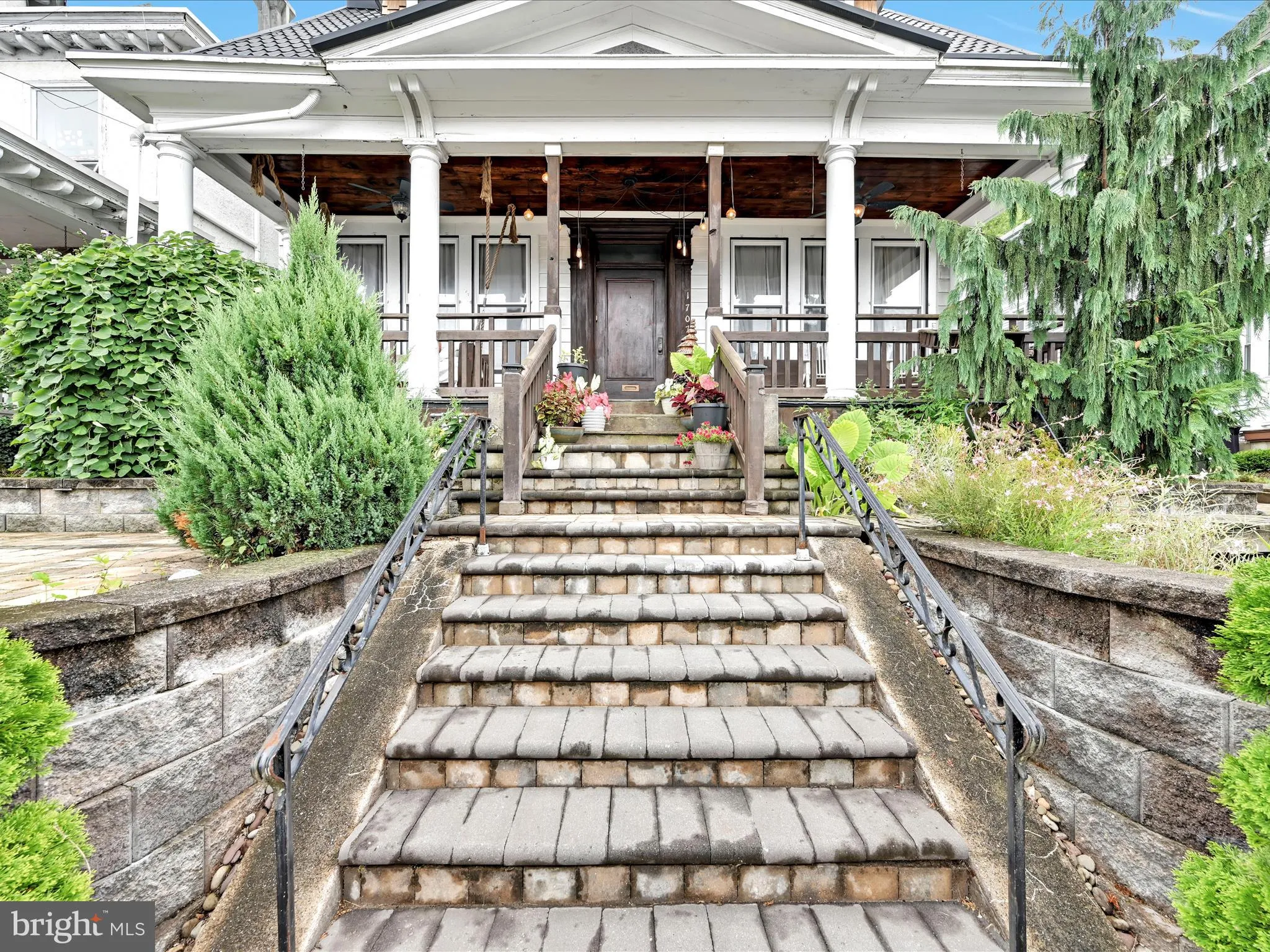 Pottsville, Pennsylvania 17901, United States, 4 Bedrooms Bedrooms, ,4 BathroomsBathrooms,Residential,Active,210456