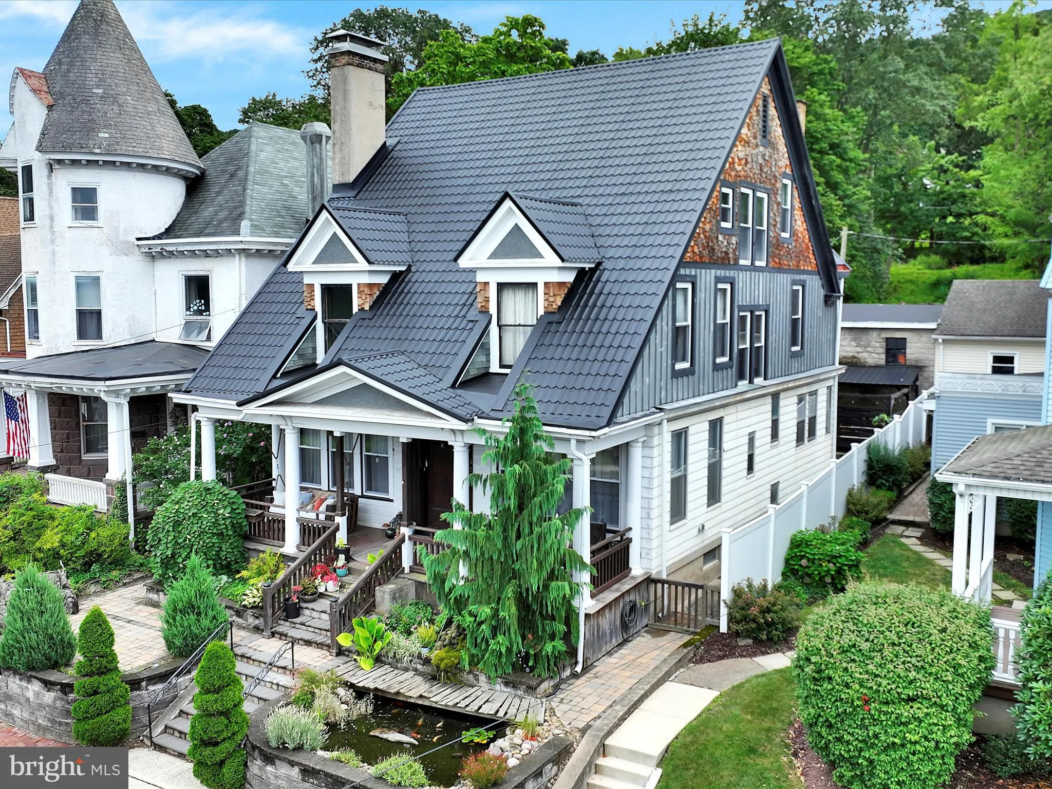 Pottsville, Pennsylvania 17901, United States, 4 Bedrooms Bedrooms, ,4 BathroomsBathrooms,Residential,Active,210456