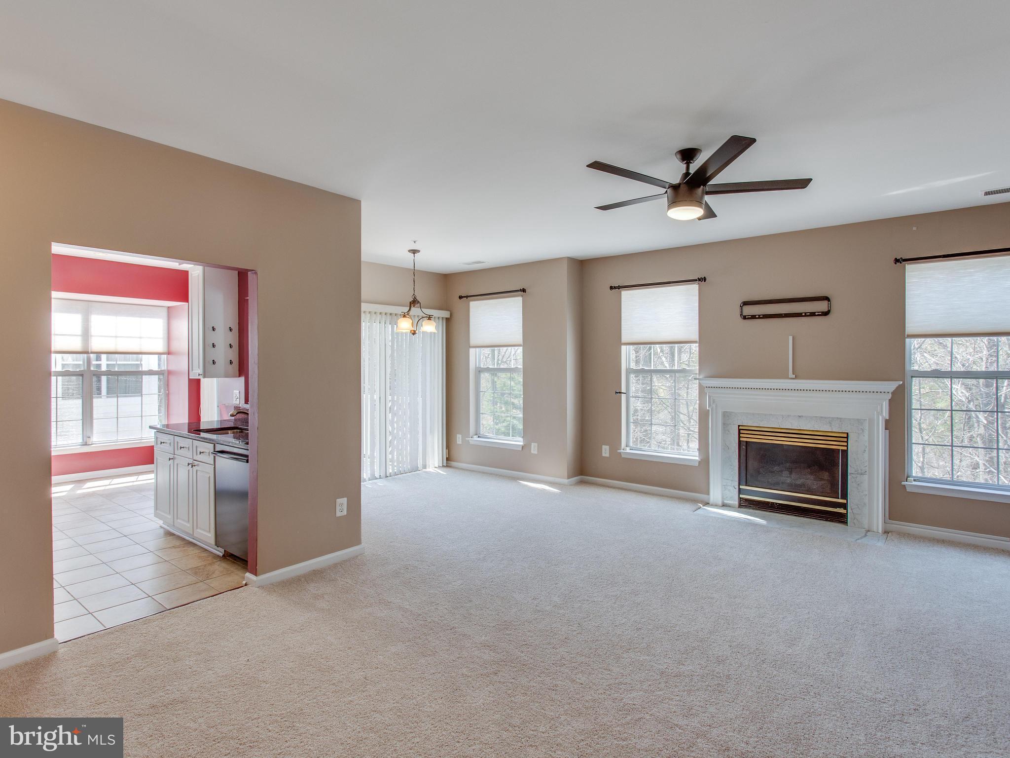 FOUNDERS WALK - Residential