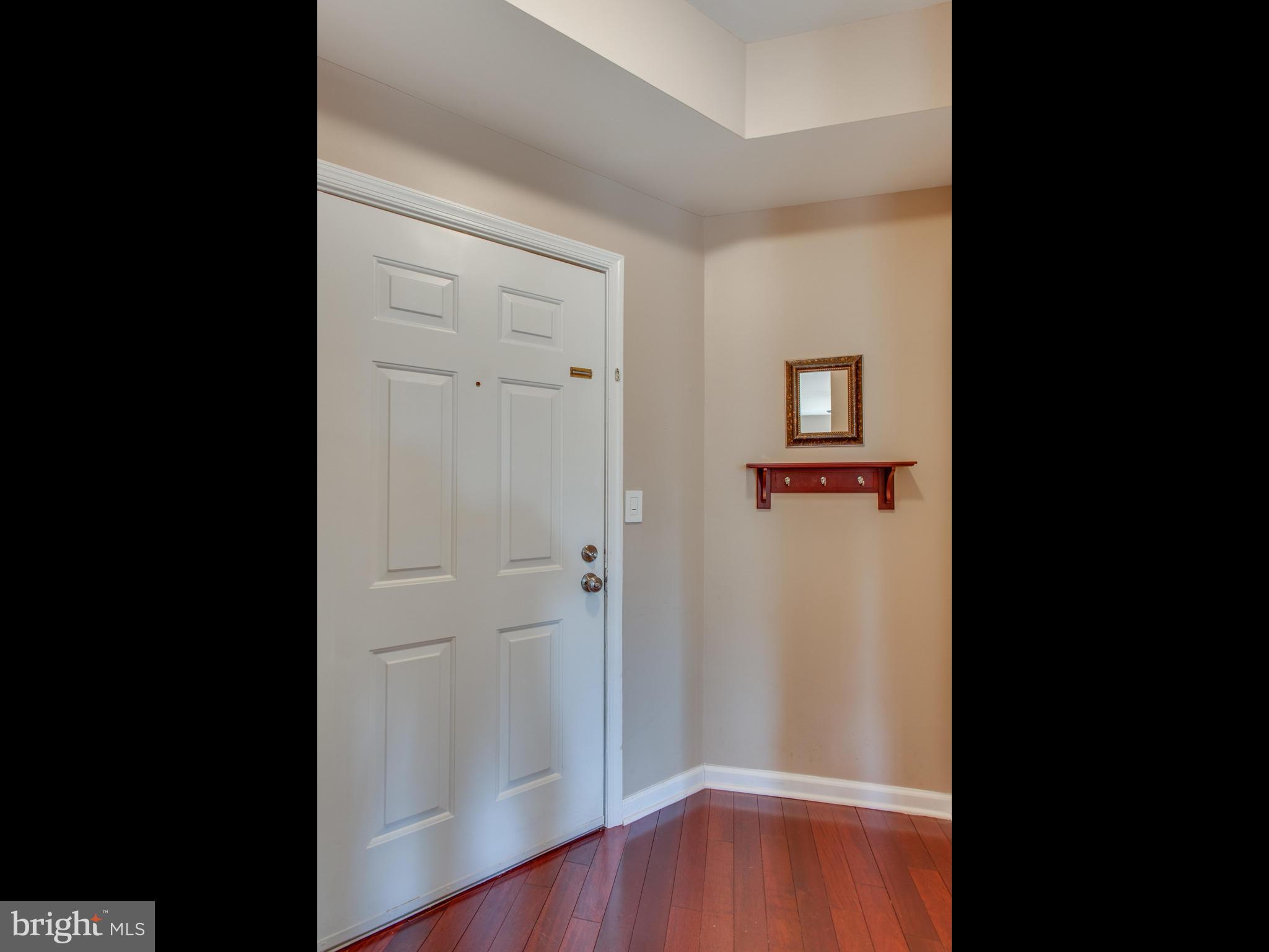 FOUNDERS WALK - Residential