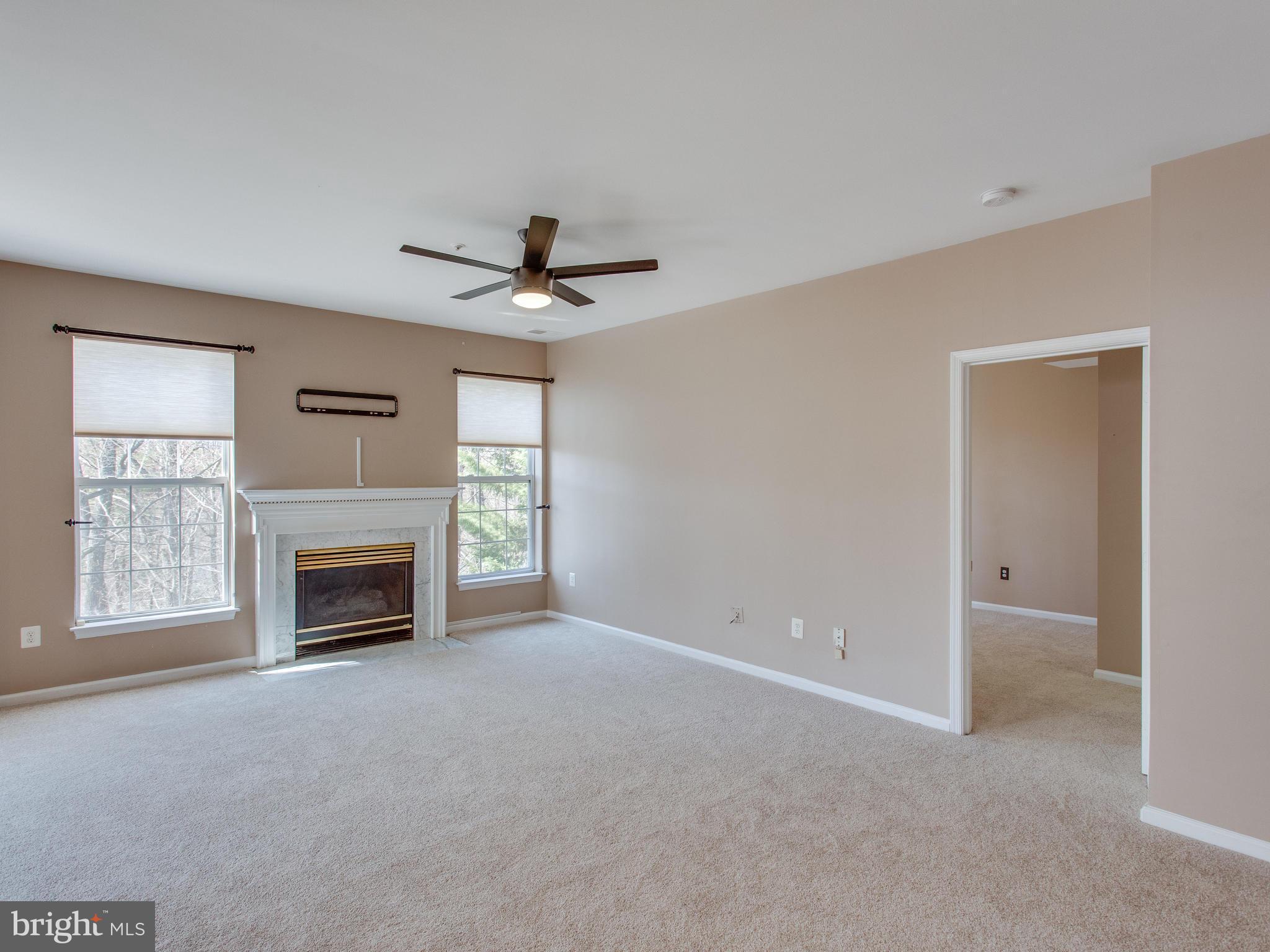 FOUNDERS WALK - Residential