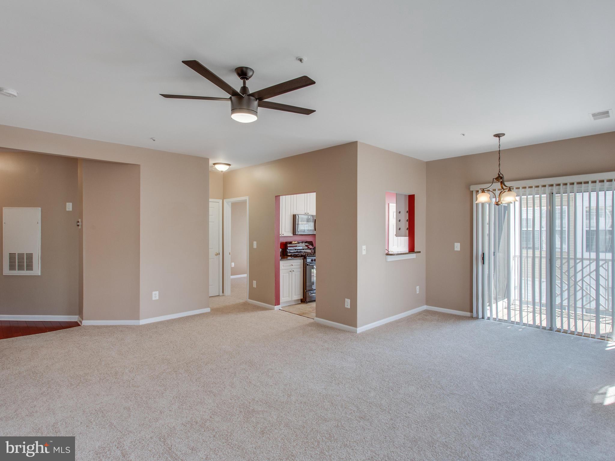 FOUNDERS WALK - Residential