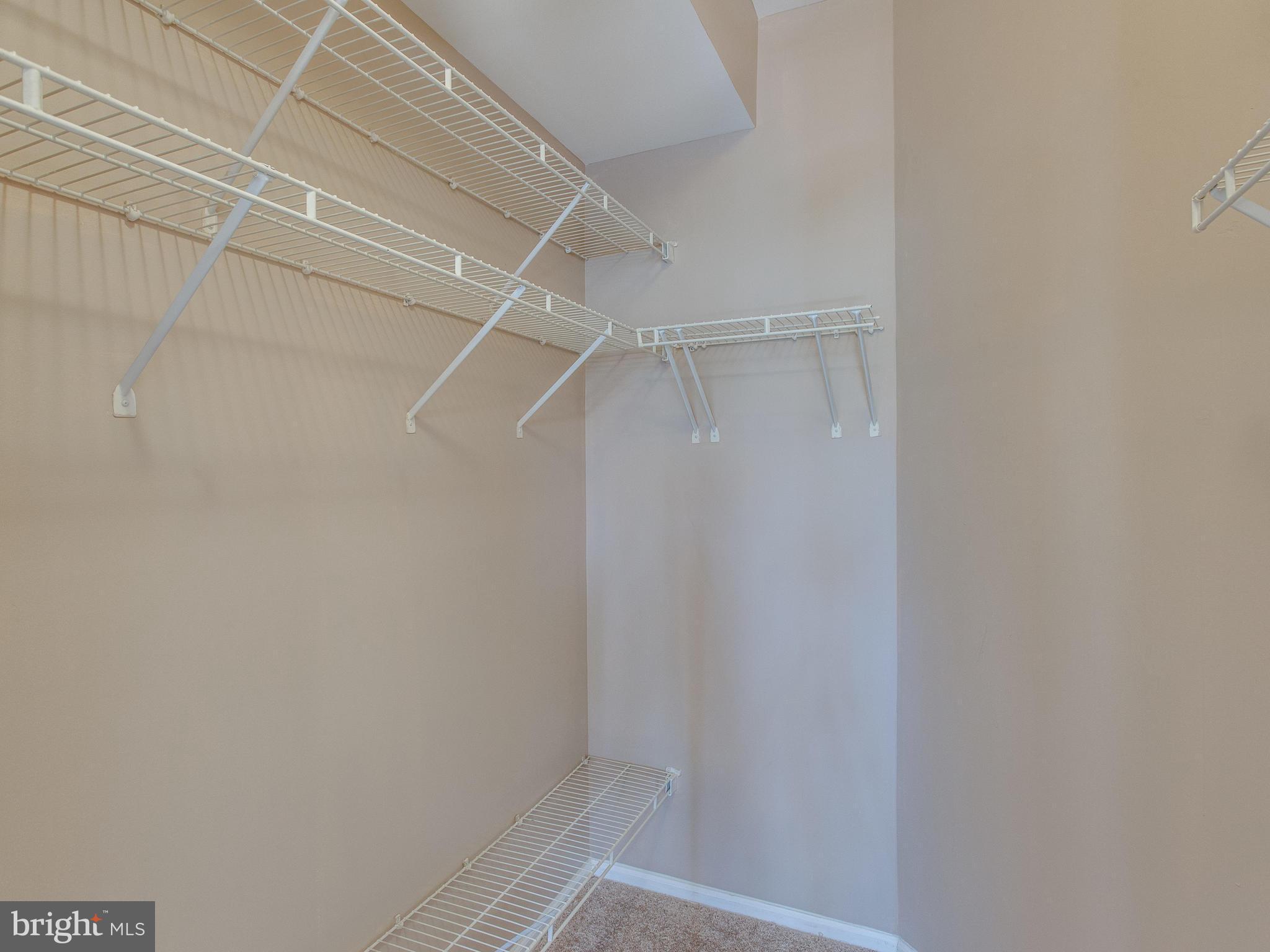 FOUNDERS WALK - Residential