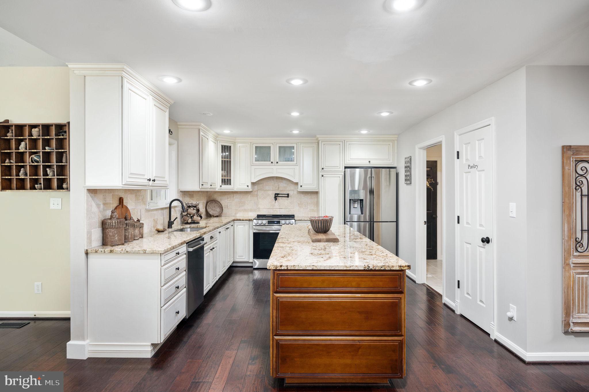 ESTATES OF LEE-JACKSON - Residential