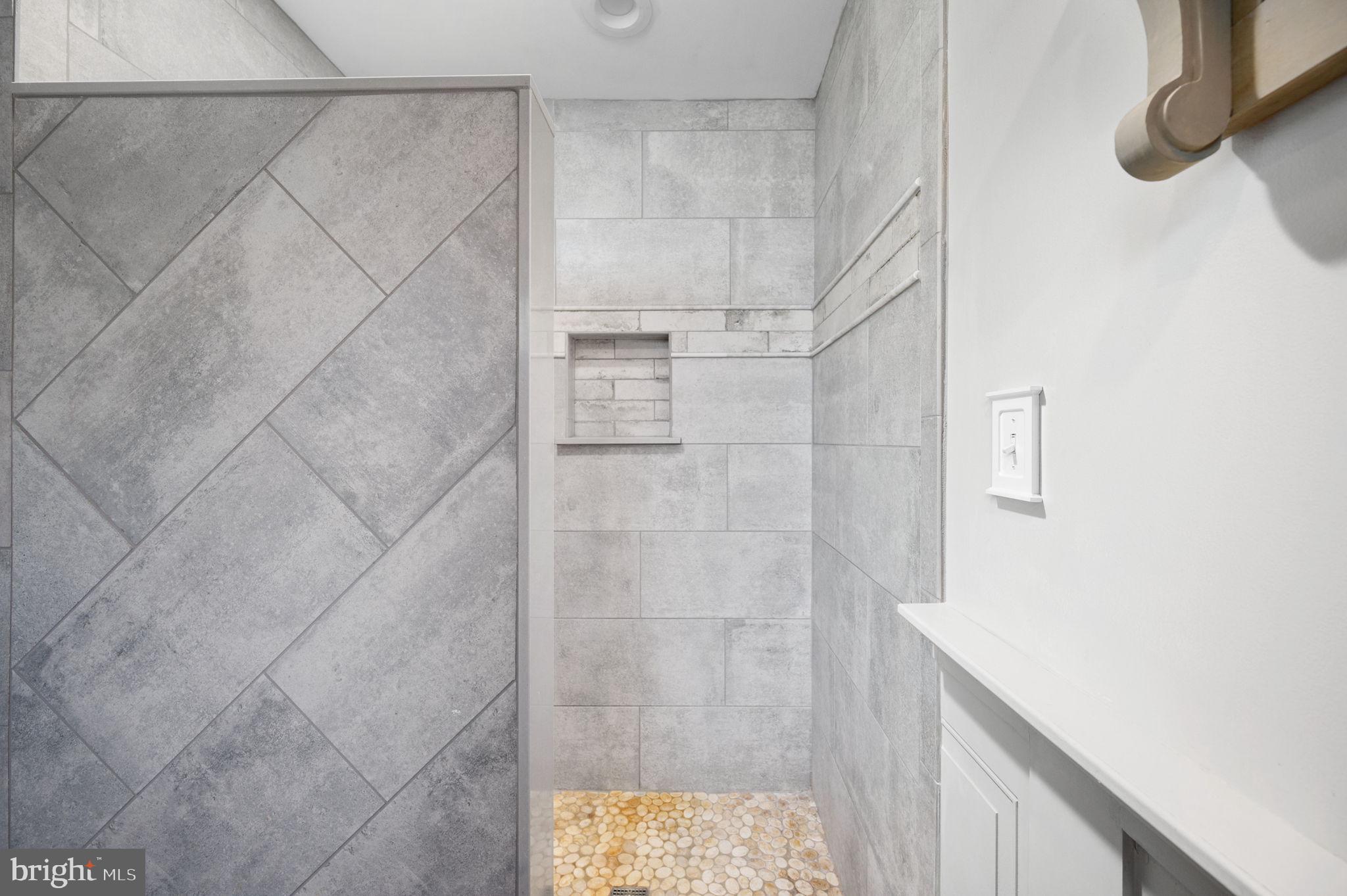 ESTATES OF LEE-JACKSON - Residential