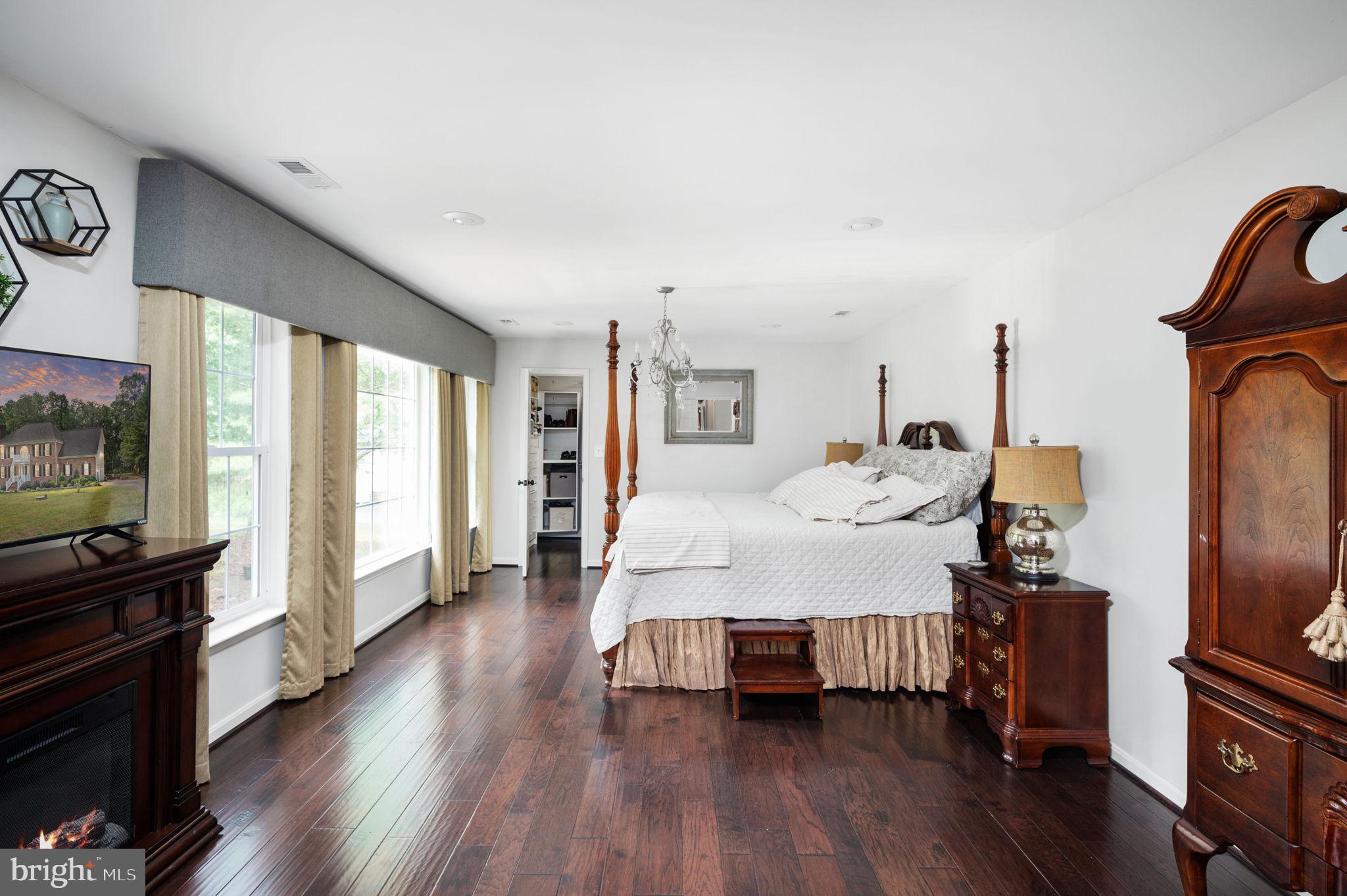 ESTATES OF LEE-JACKSON - Residential