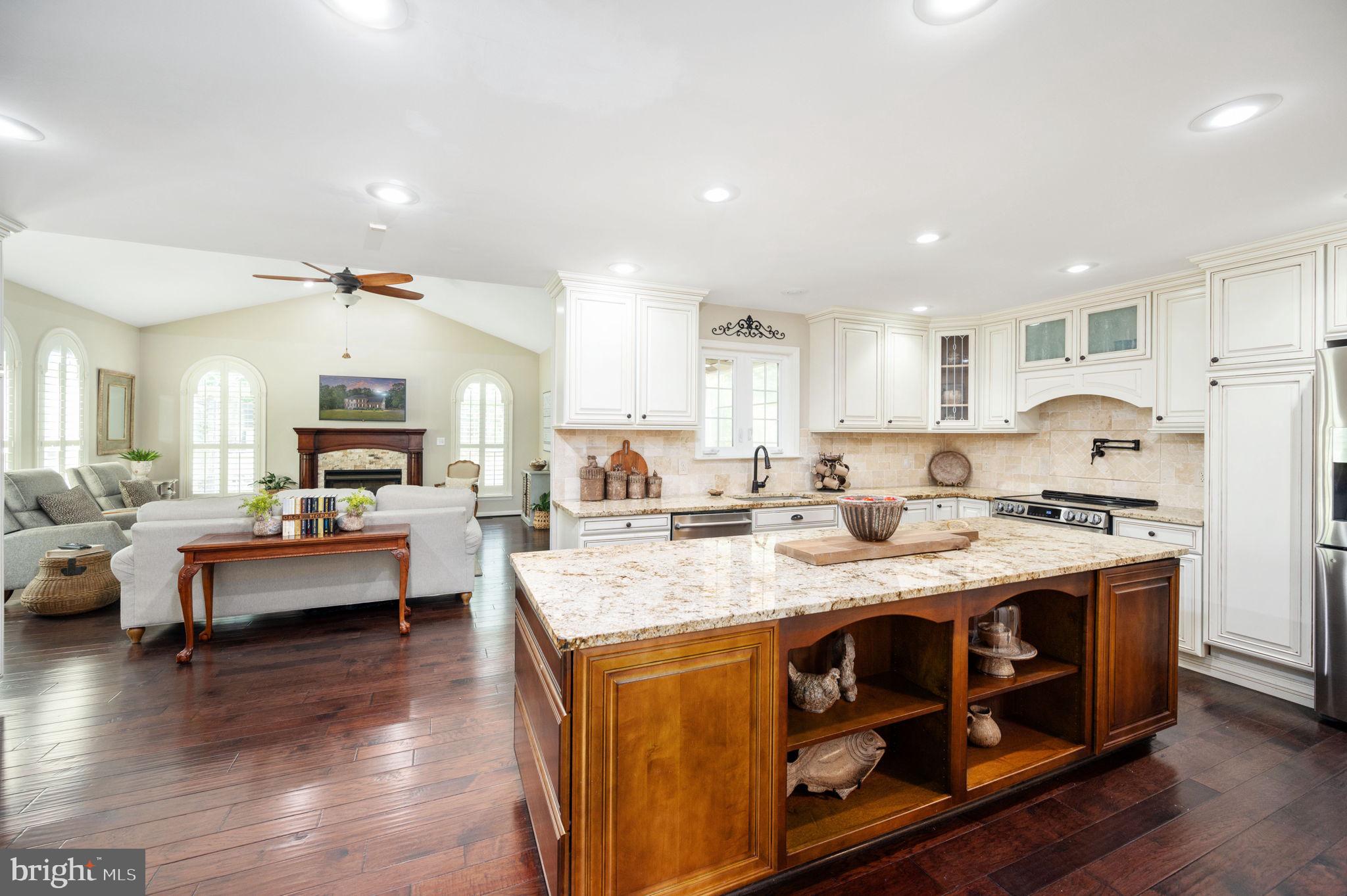 ESTATES OF LEE-JACKSON - Residential