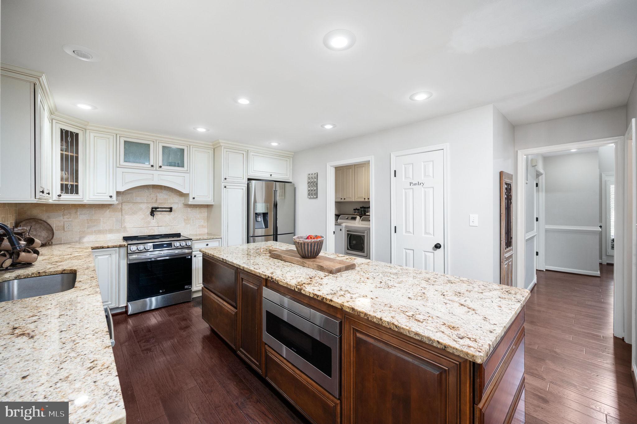 ESTATES OF LEE-JACKSON - Residential