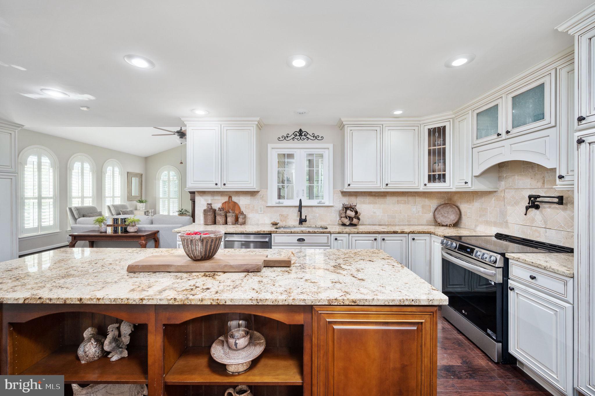 ESTATES OF LEE-JACKSON - Residential