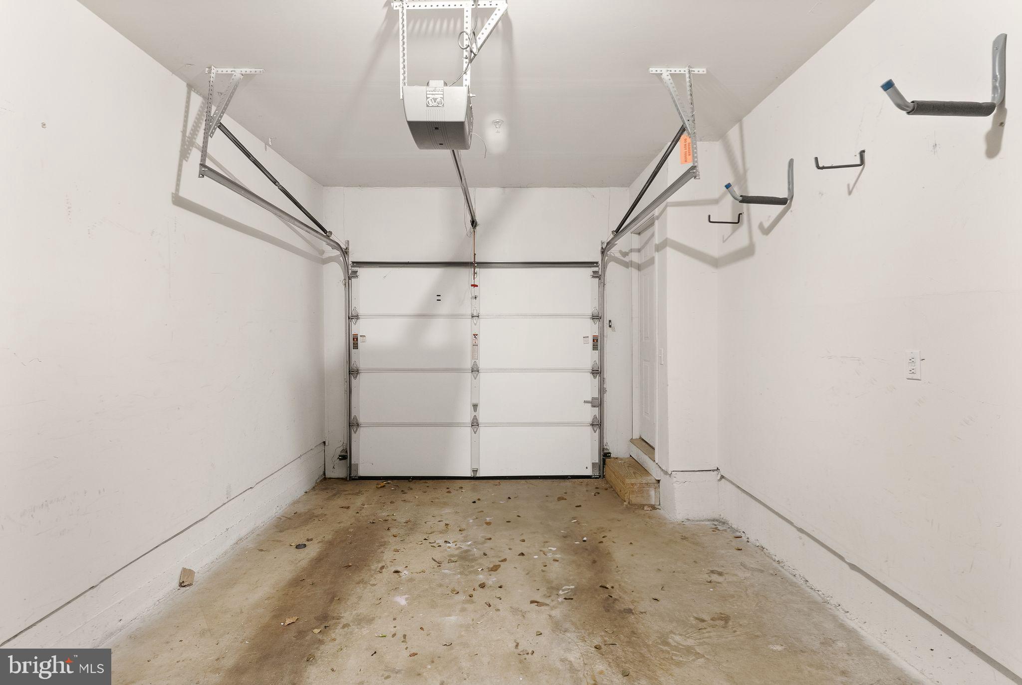 GATES OF FAIR LAKES - Residential