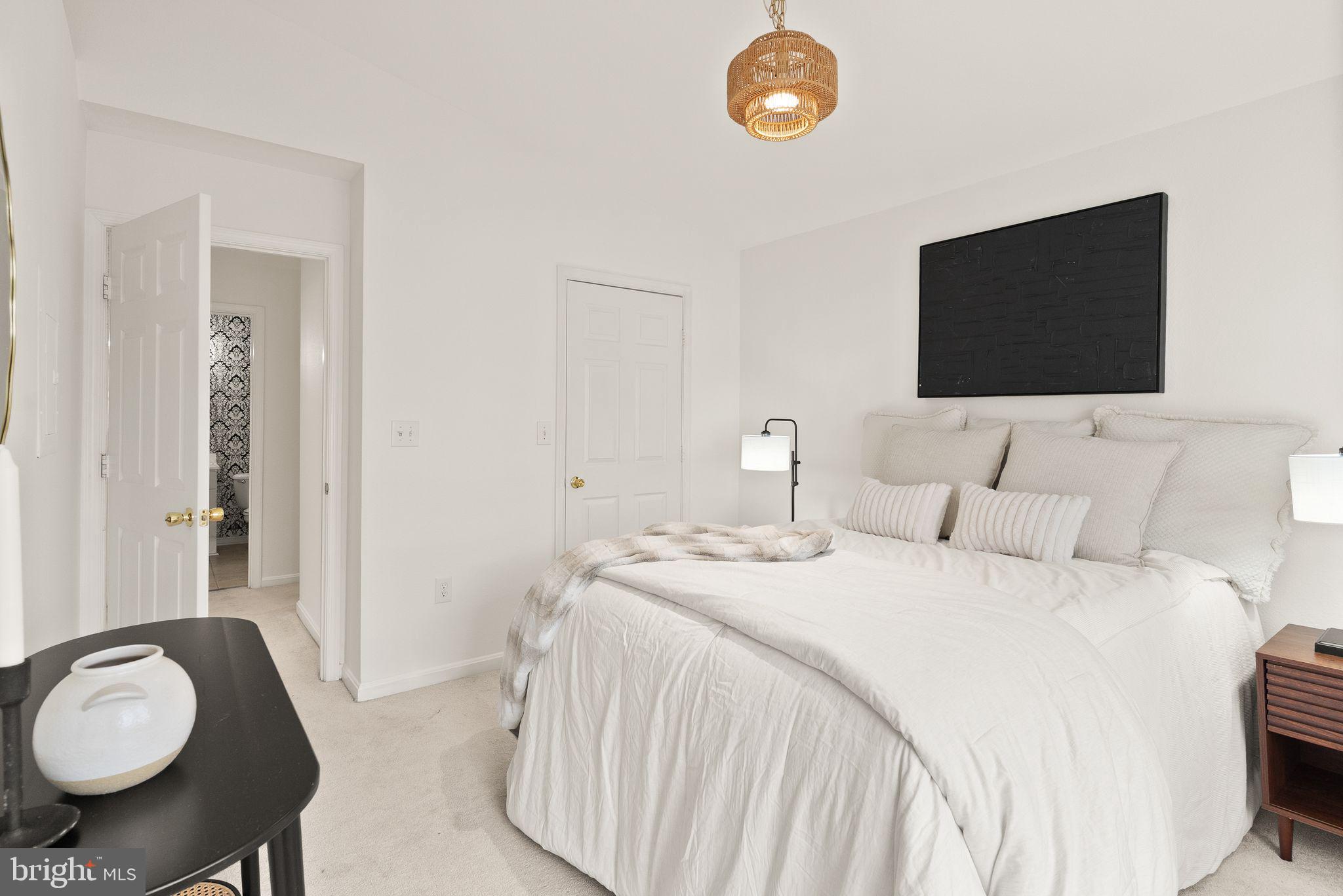 GATES OF FAIR LAKES - Residential