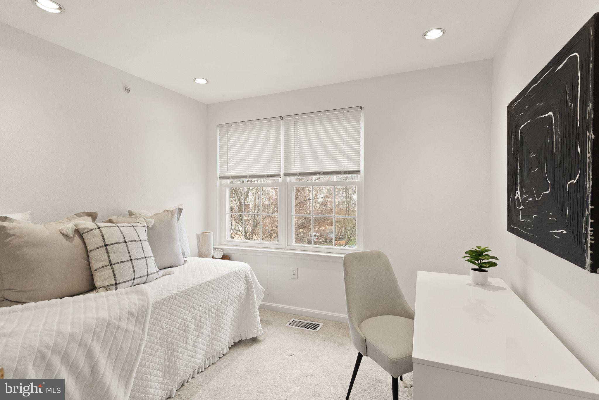 GATES OF FAIR LAKES - Residential