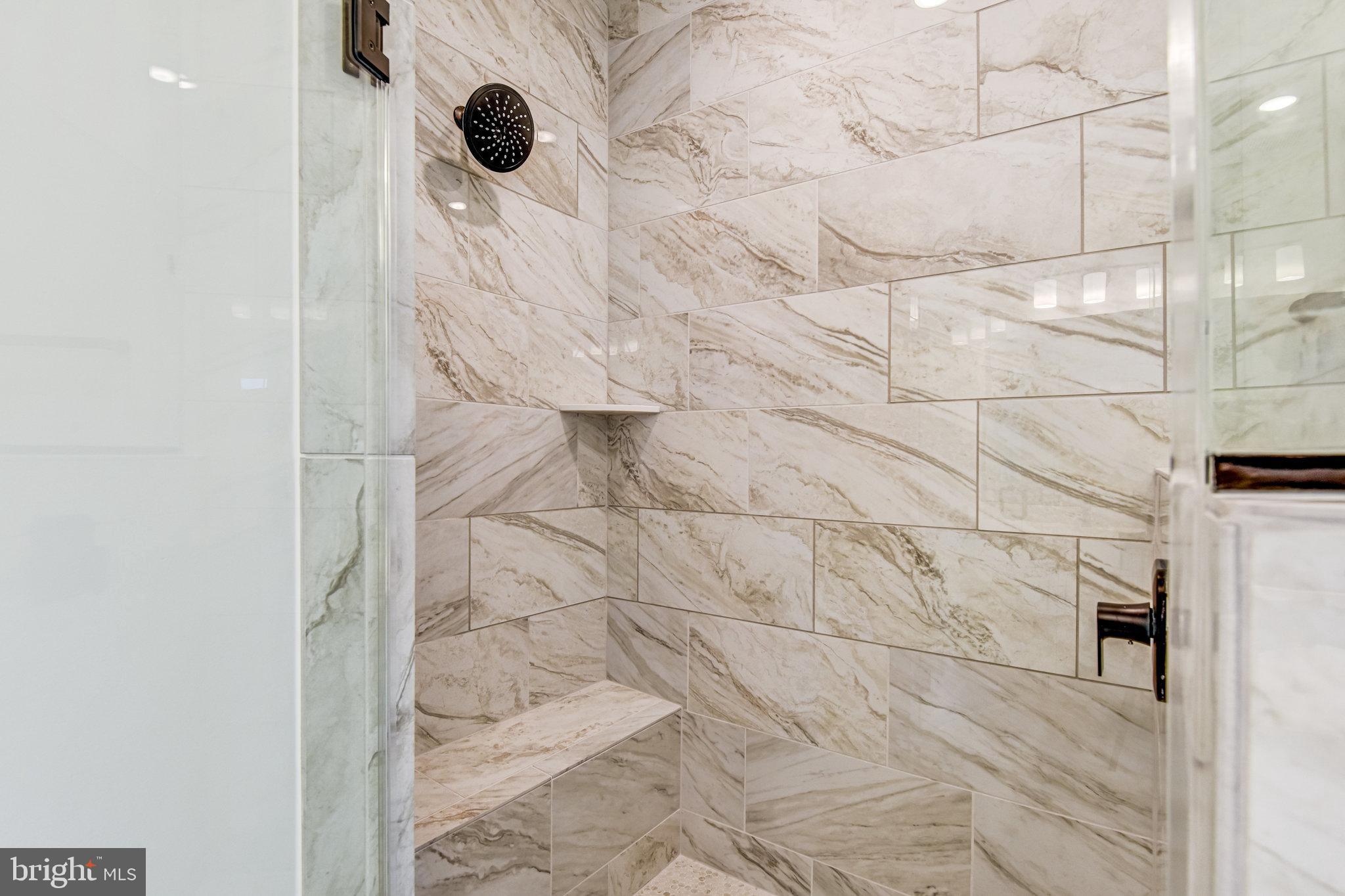 ENCLAVE AT FAIR LAKES - Residential