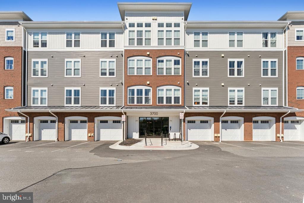 3700 HAVERTILL LANE 201