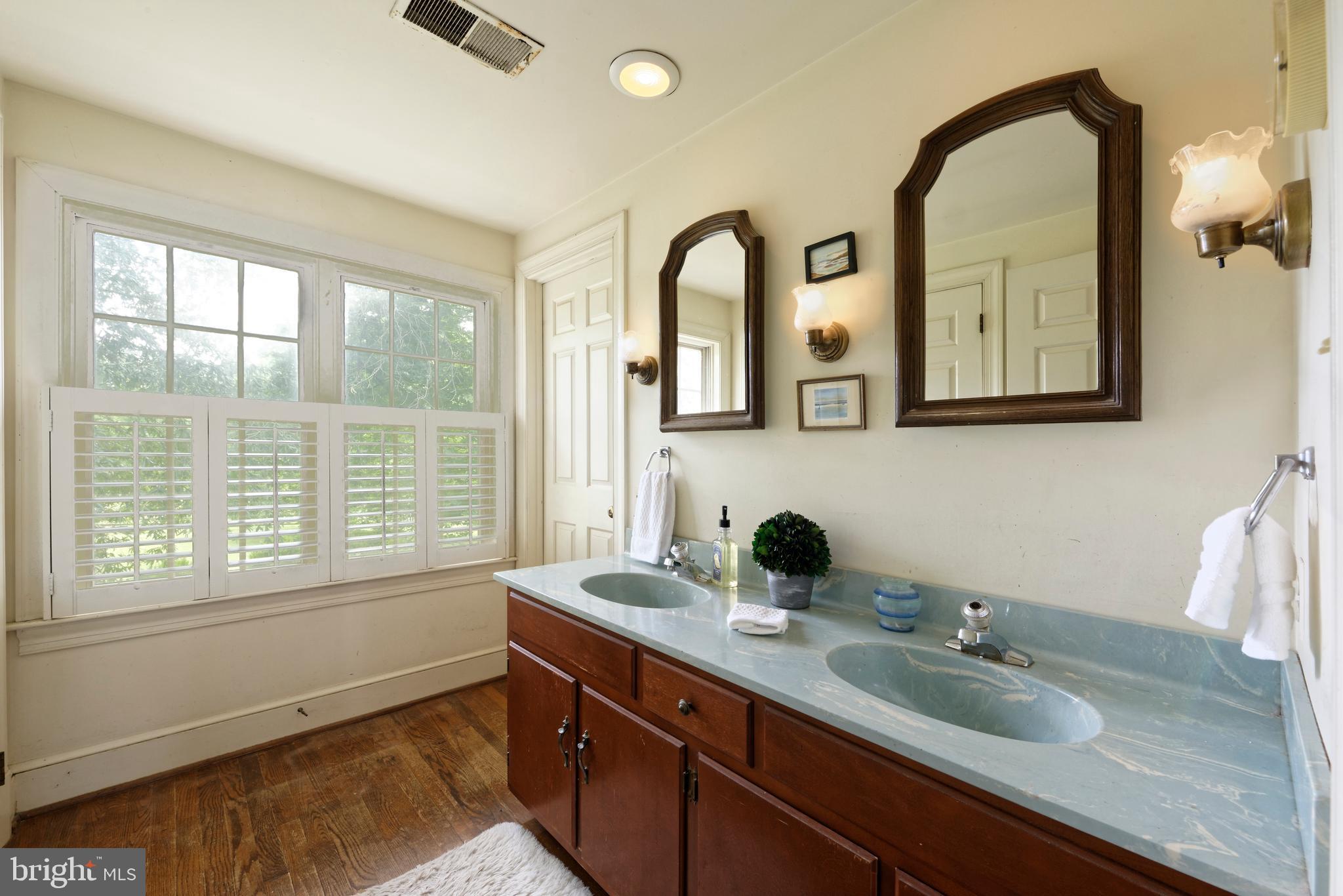 MIDDLEBURG - Residential