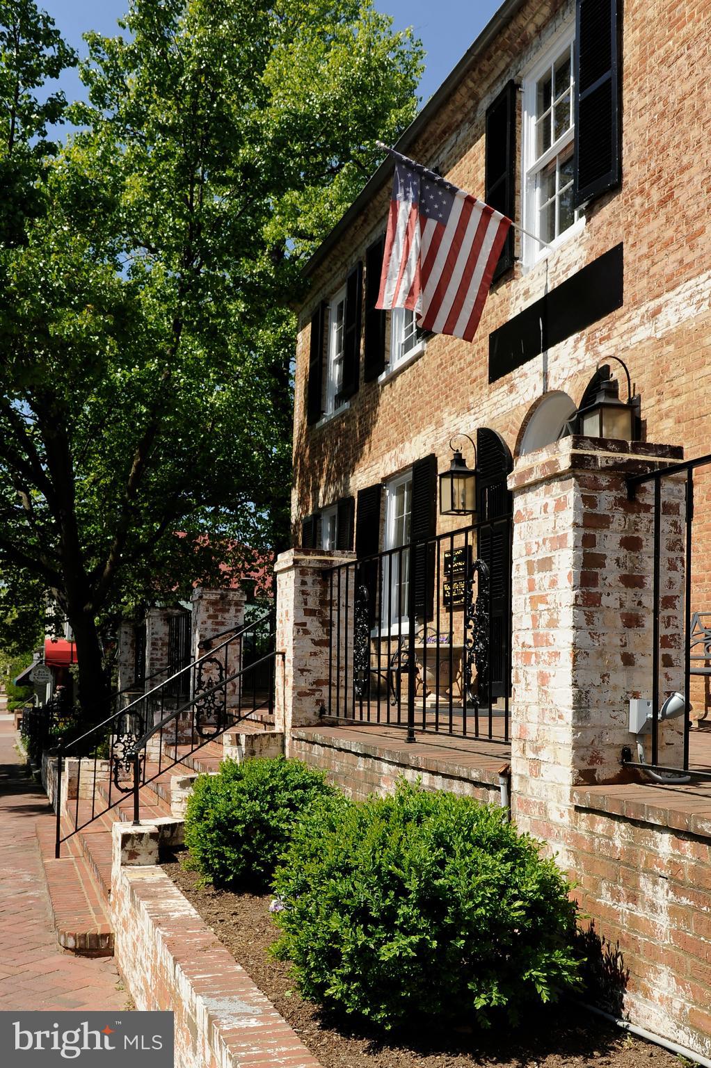 MIDDLEBURG - Residential