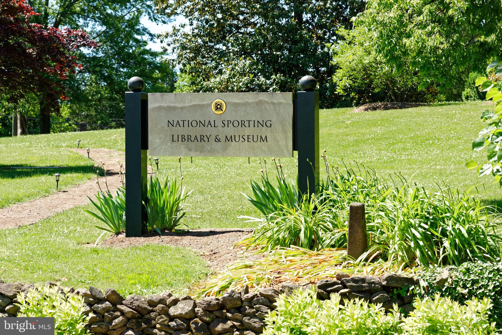 MIDDLEBURG - Residential