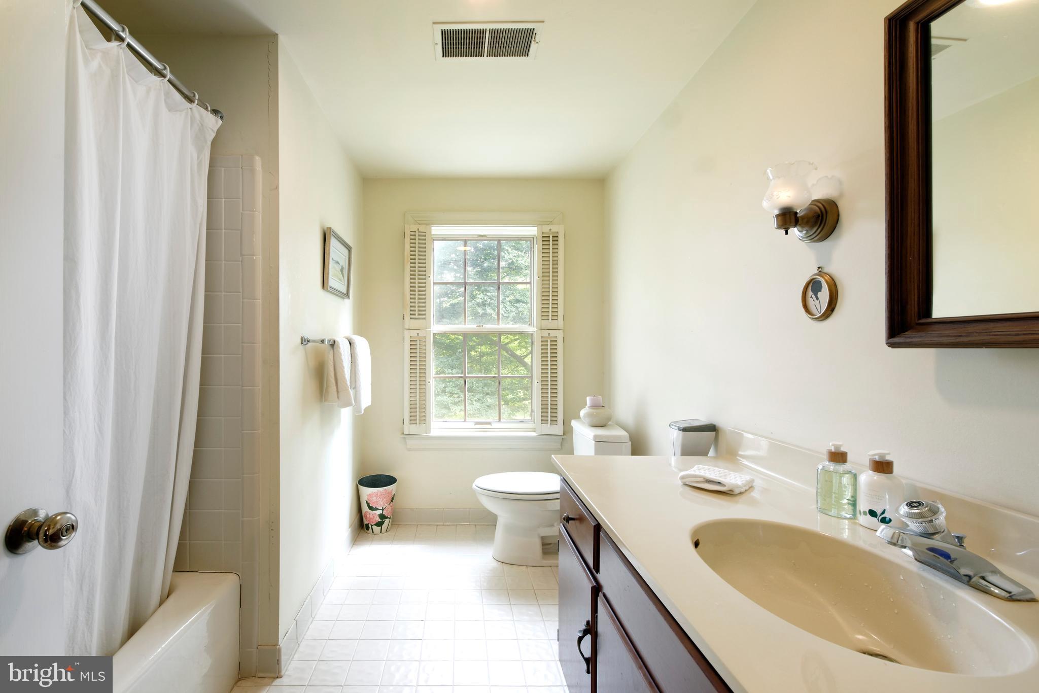 MIDDLEBURG - Residential