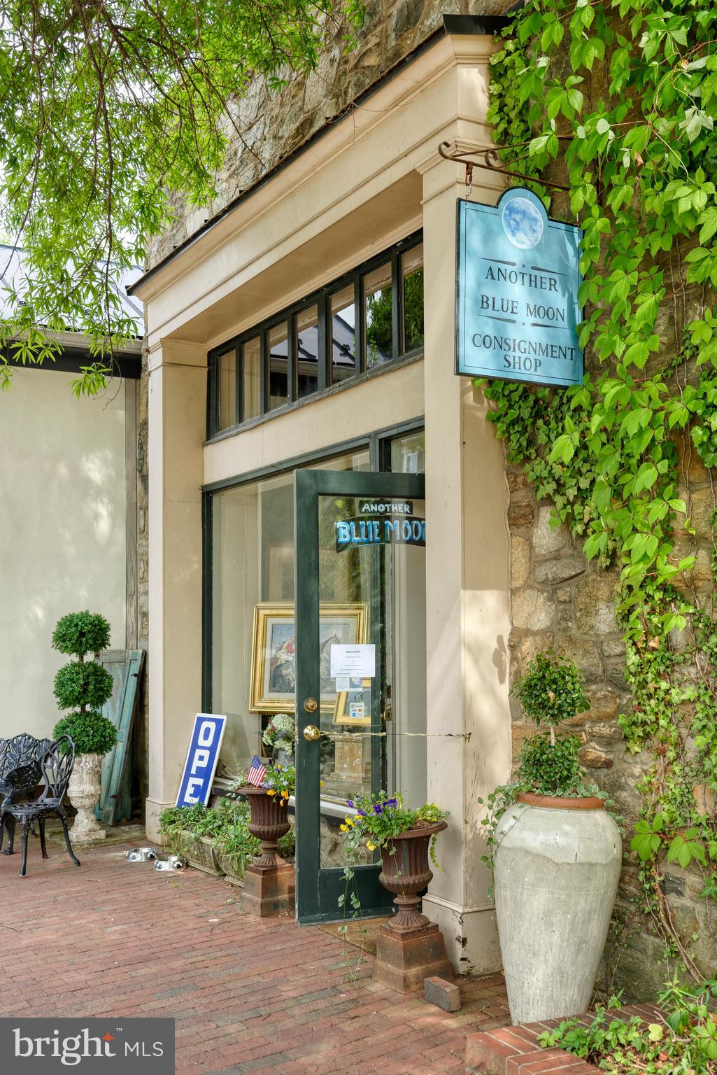 MIDDLEBURG - Residential