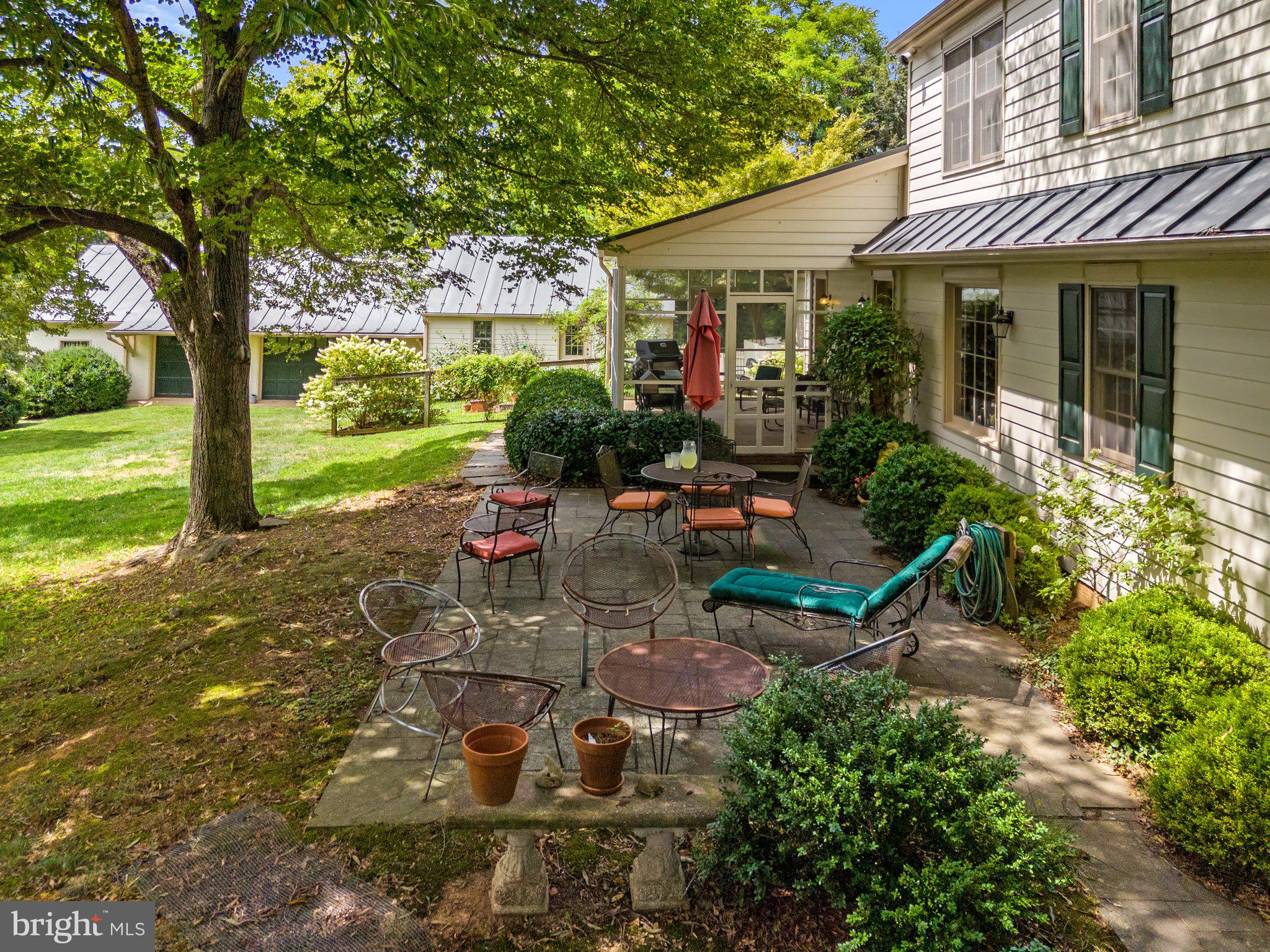 MIDDLEBURG - Residential