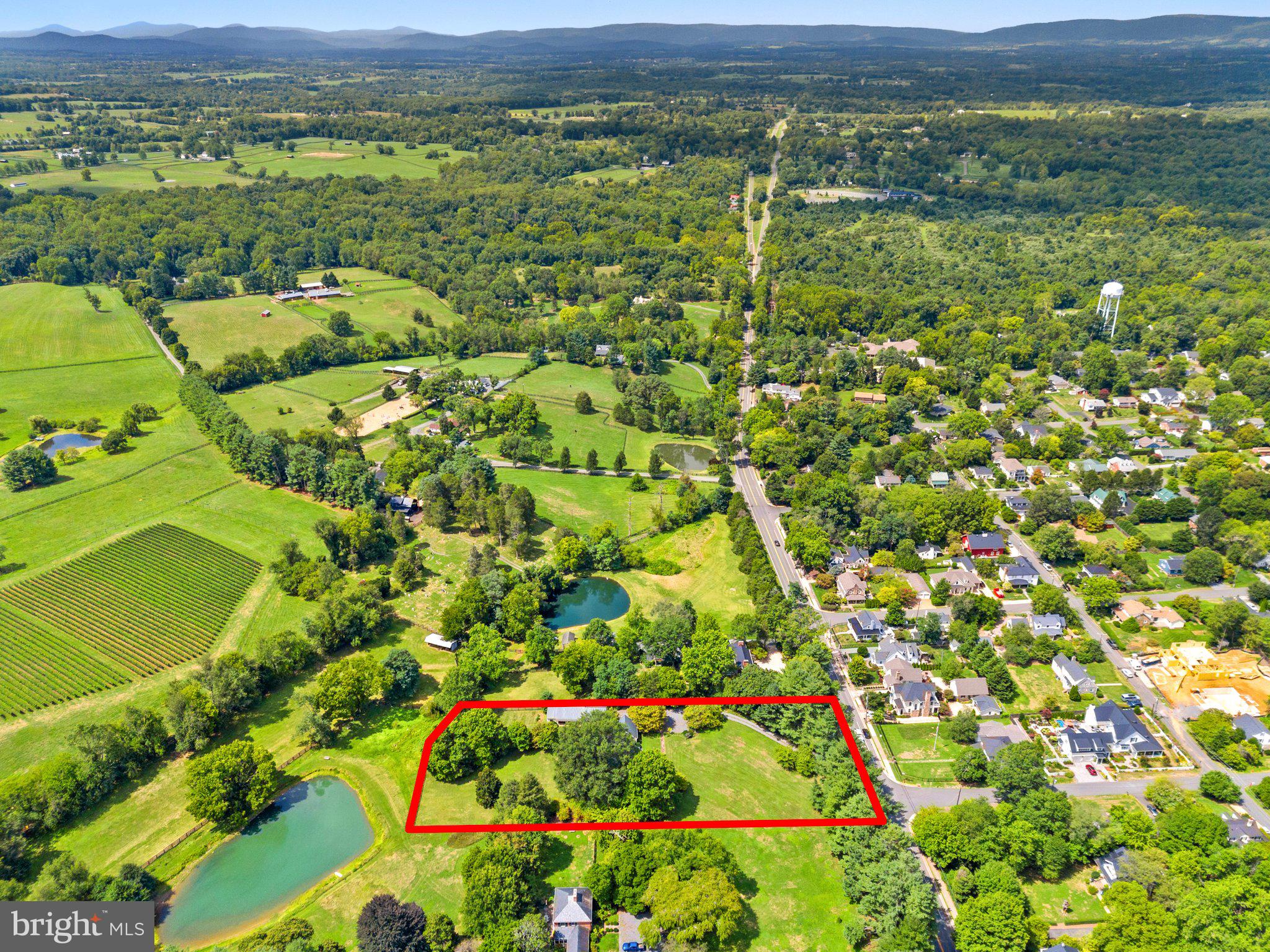 MIDDLEBURG - Residential