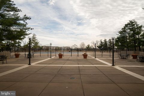 Tiny photo for 3705 S George Mason Drive #1702S, FALLS CHURCH, VA 22041 (MLS # VAFX2290366)