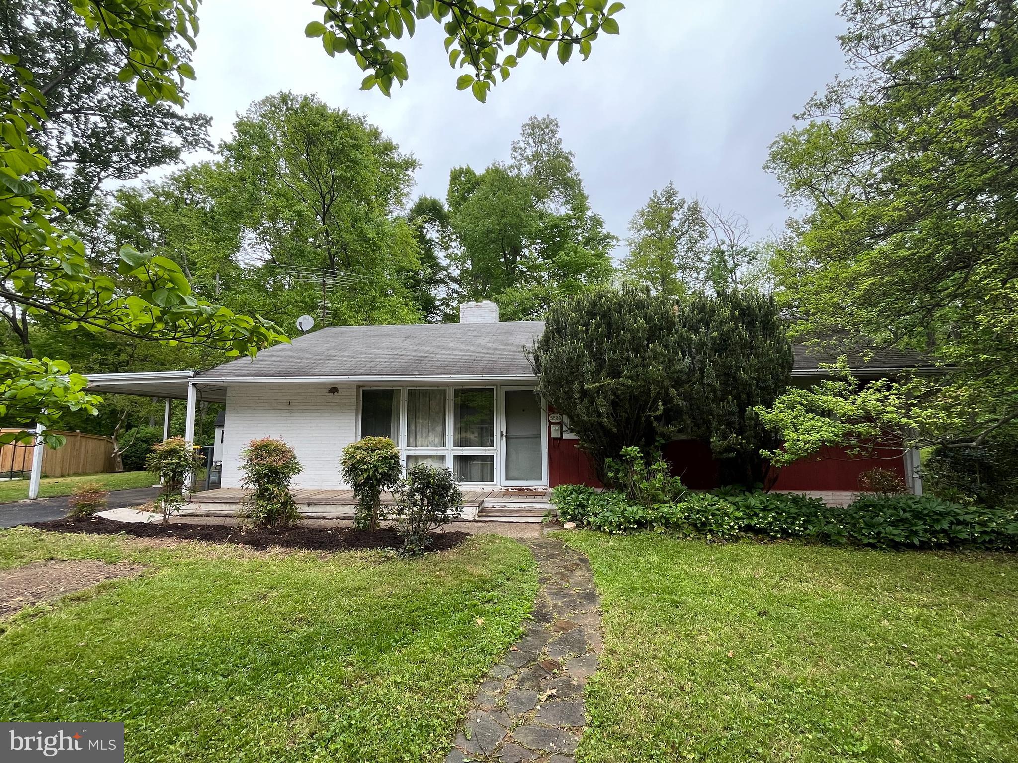 5533 BELFAST PLACE