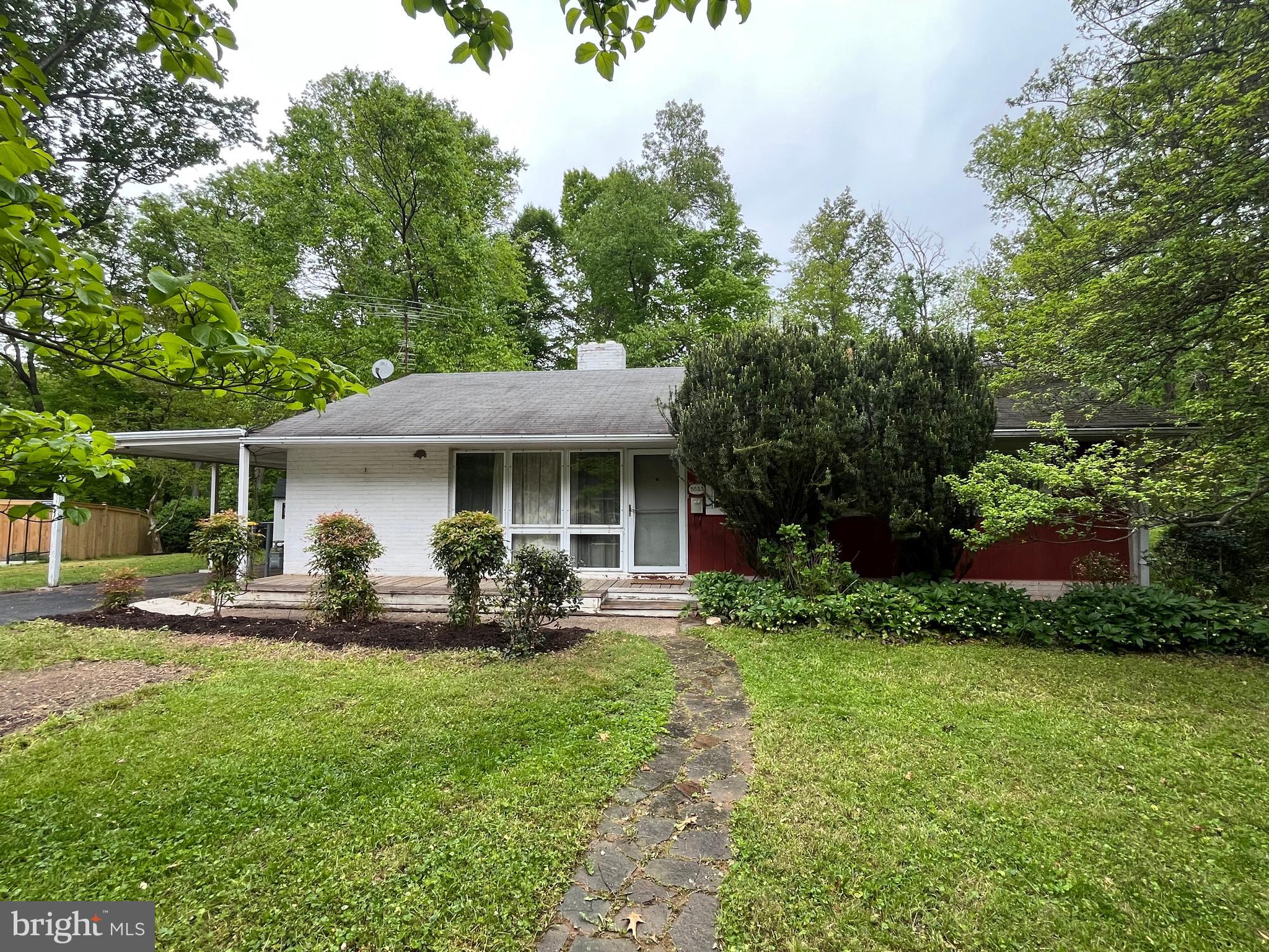 5533 BELFAST PLACE