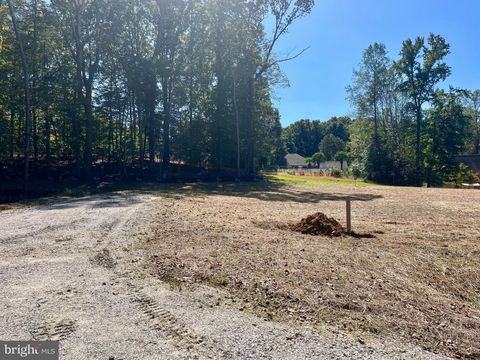 Vacant Land For Sale - 5337 Ridgewood Hills Drive<br/> James City County, WILLIAMSBURG, VA 23188